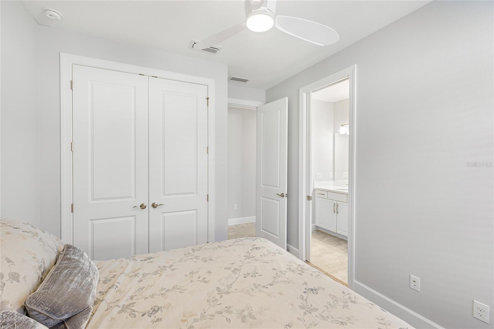 Image 27 of 90 For 5720 Semolino Street