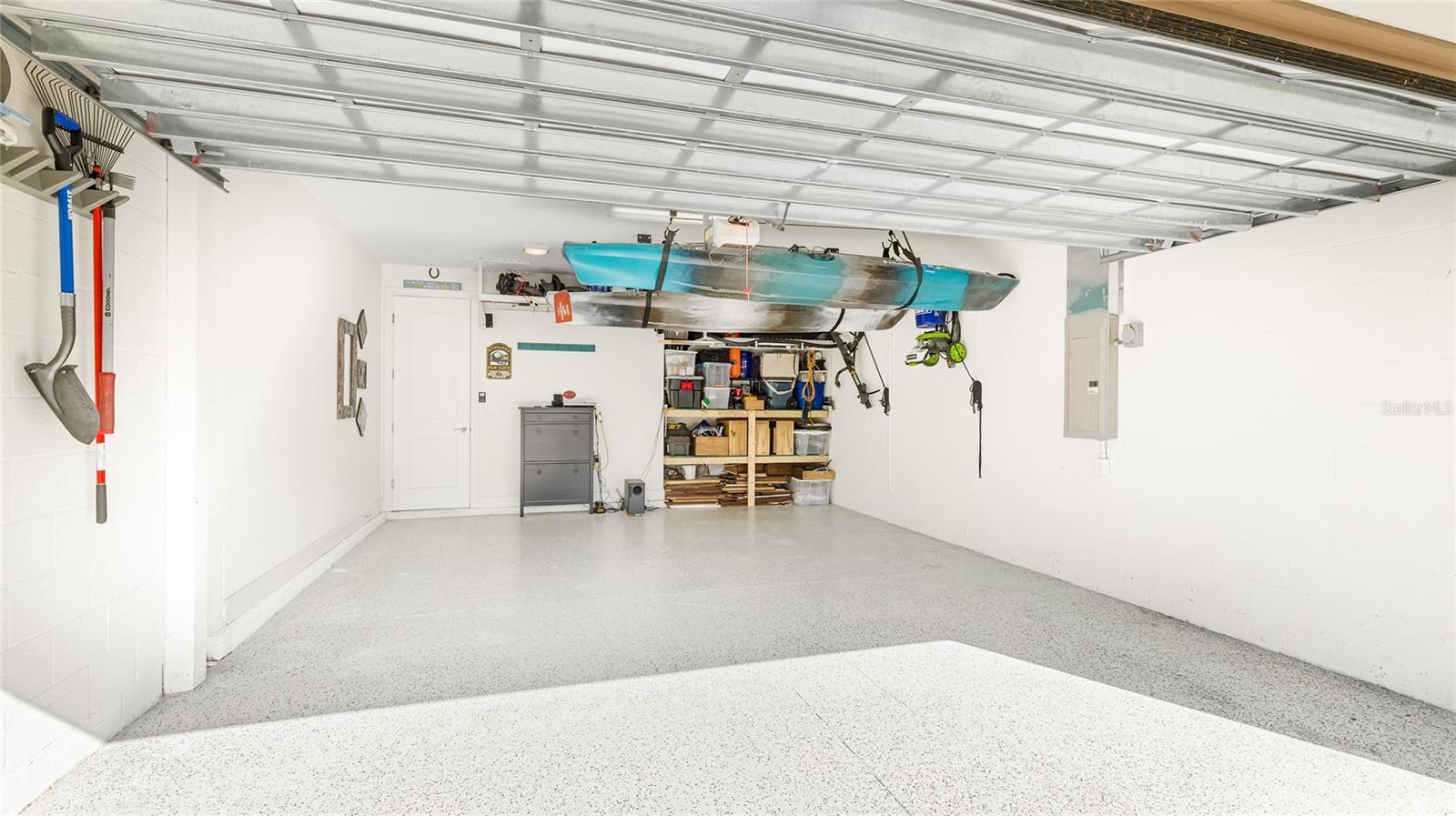 Image 33 of 90 For 5720 Semolino Street