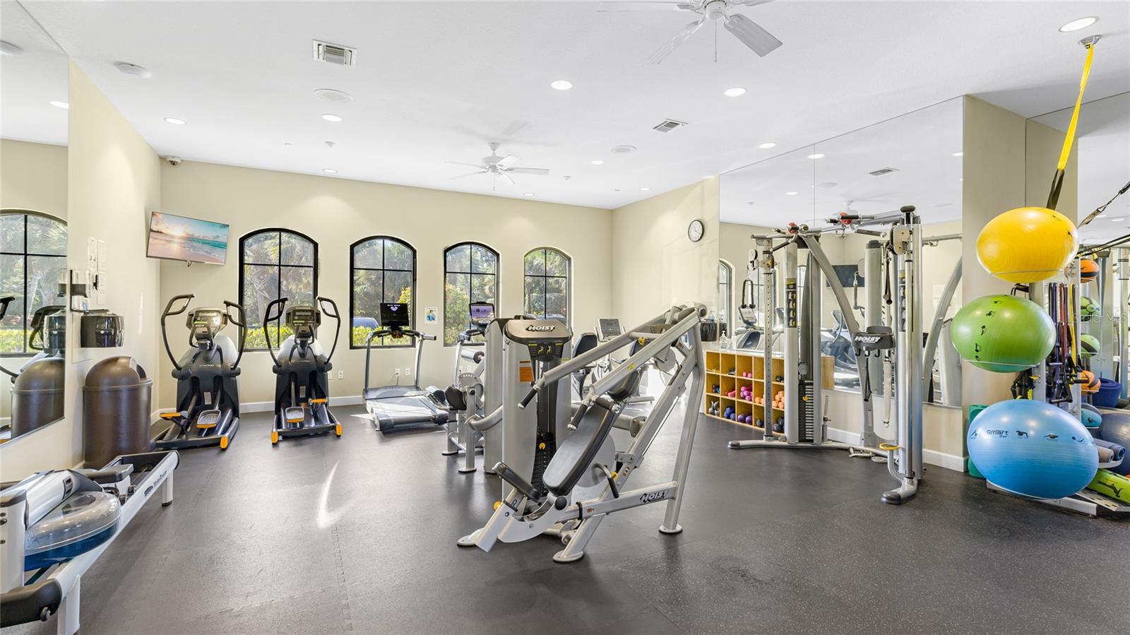 Image 66 of 90 For 5720 Semolino Street