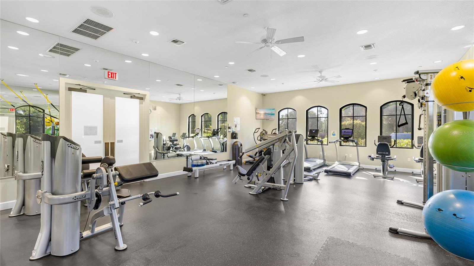 Image 67 of 90 For 5720 Semolino Street