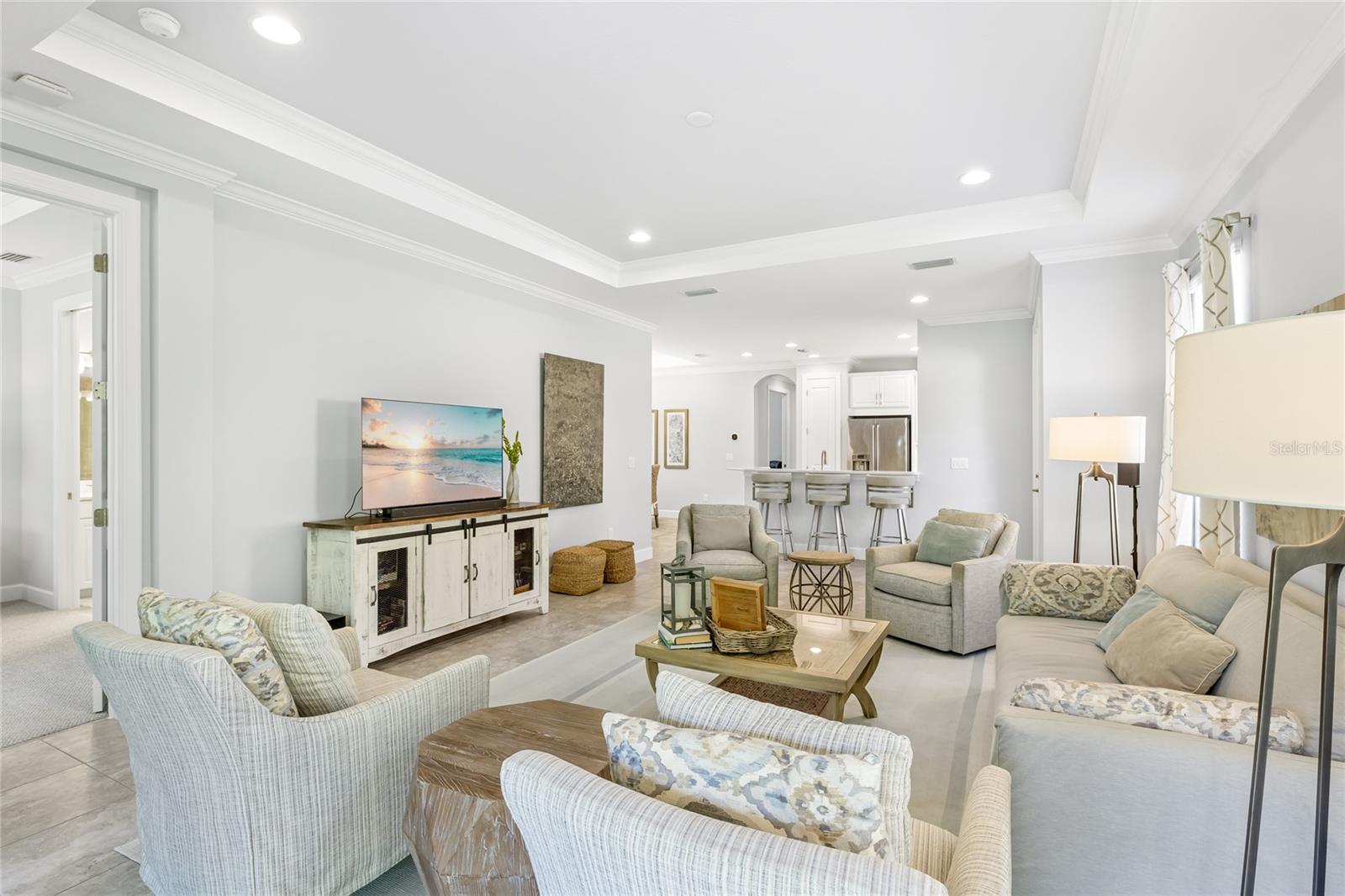 Image 9 of 90 For 5720 Semolino Street