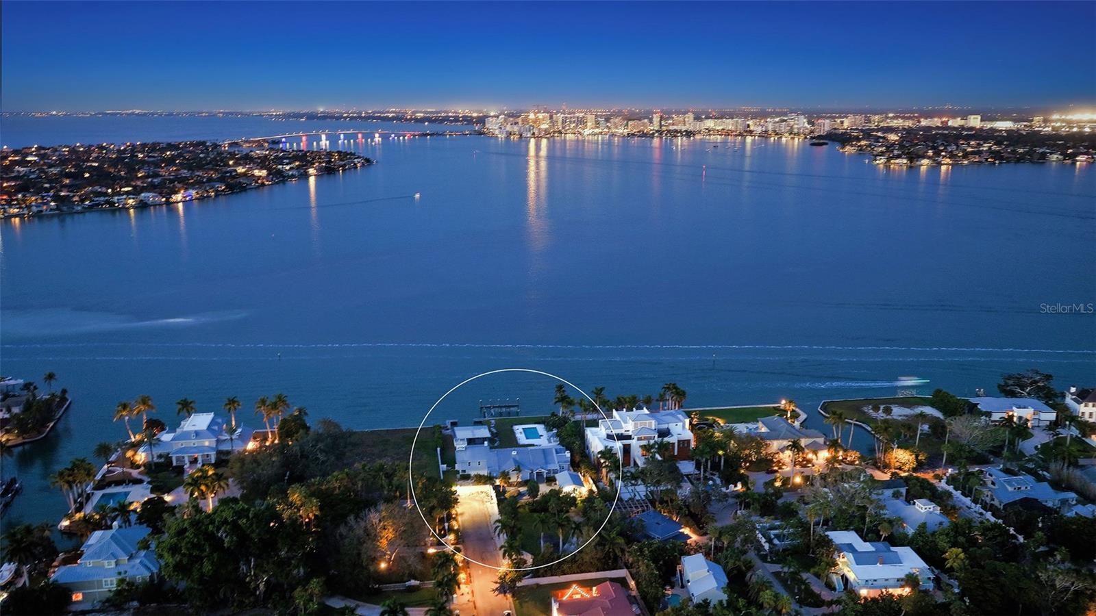 Image 2 of 27 For 3401 Flamingo Avenue