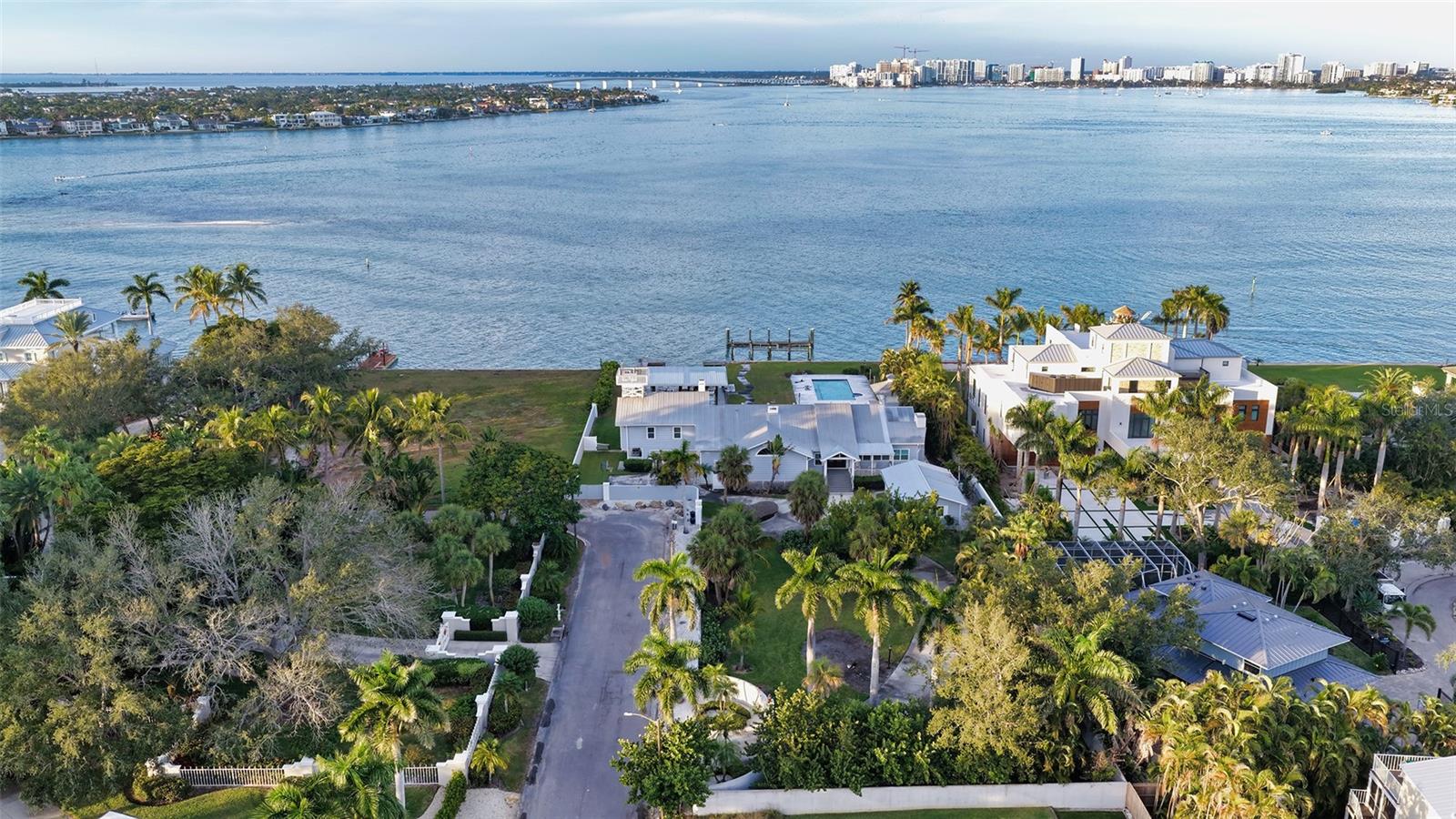 Image 6 of 27 For 3401 Flamingo Avenue