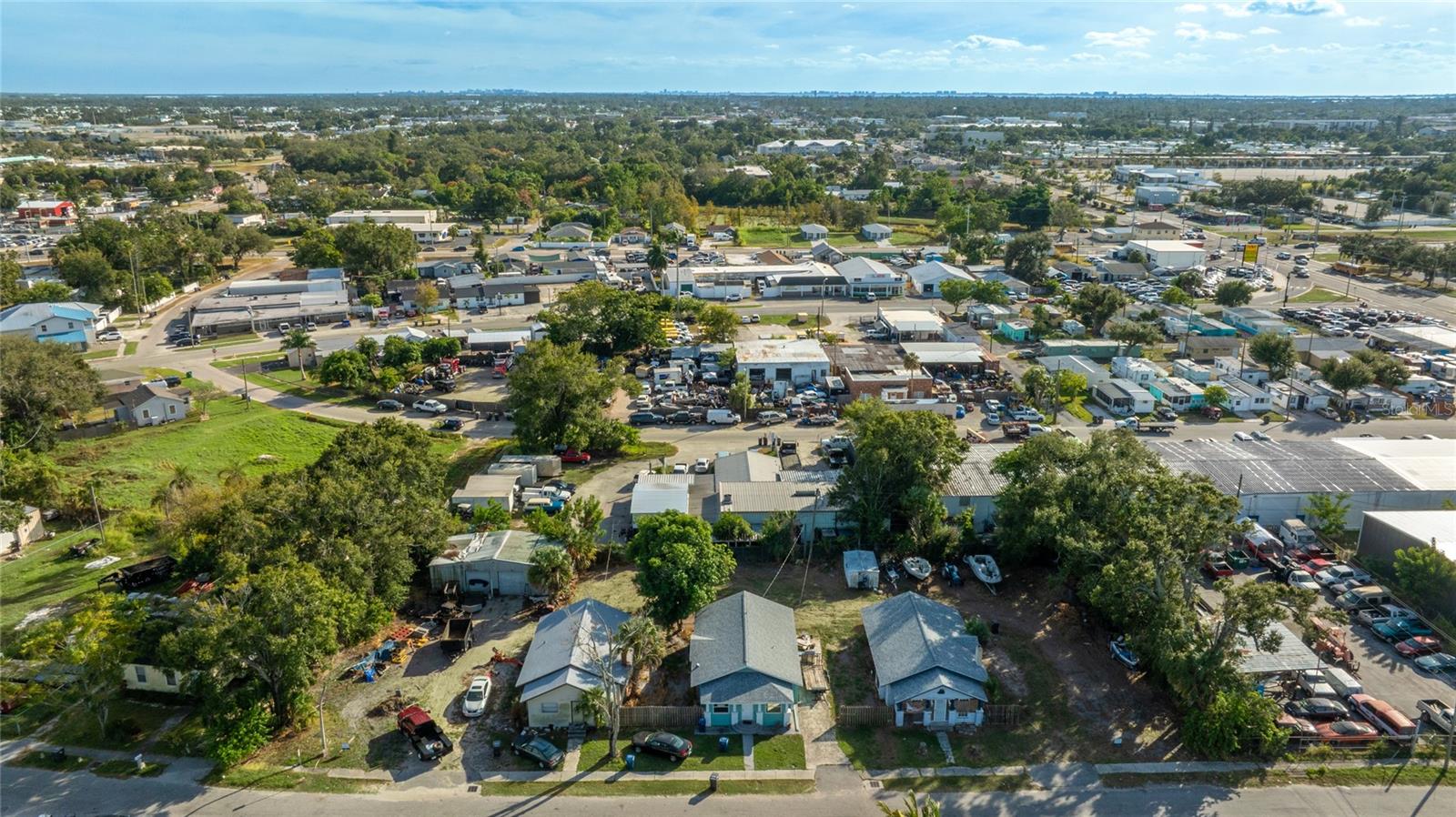 Image 2 of 19 For 1201, 1119, 1115 27th Avenue W