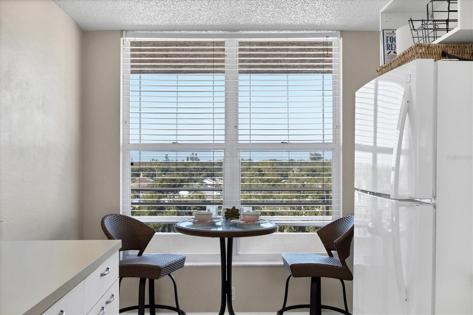 Image 21 of 51 For 3740 Pinebrook Circle W 604