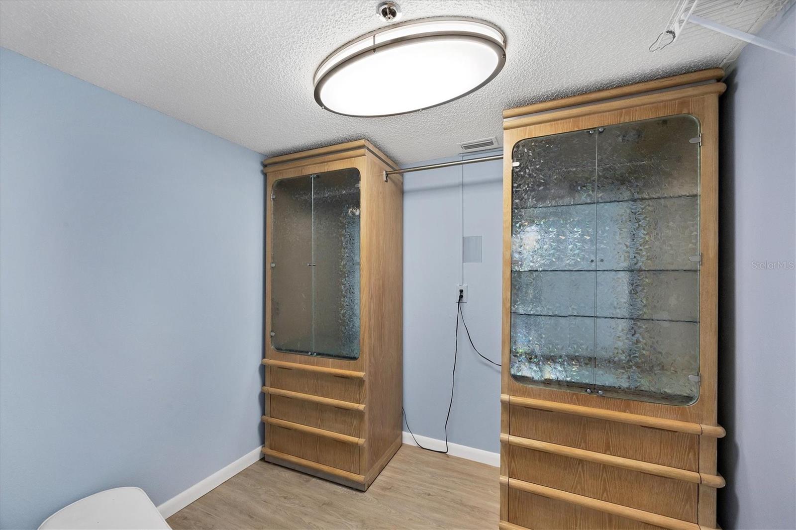 Image 24 of 51 For 3740 Pinebrook Circle W 604