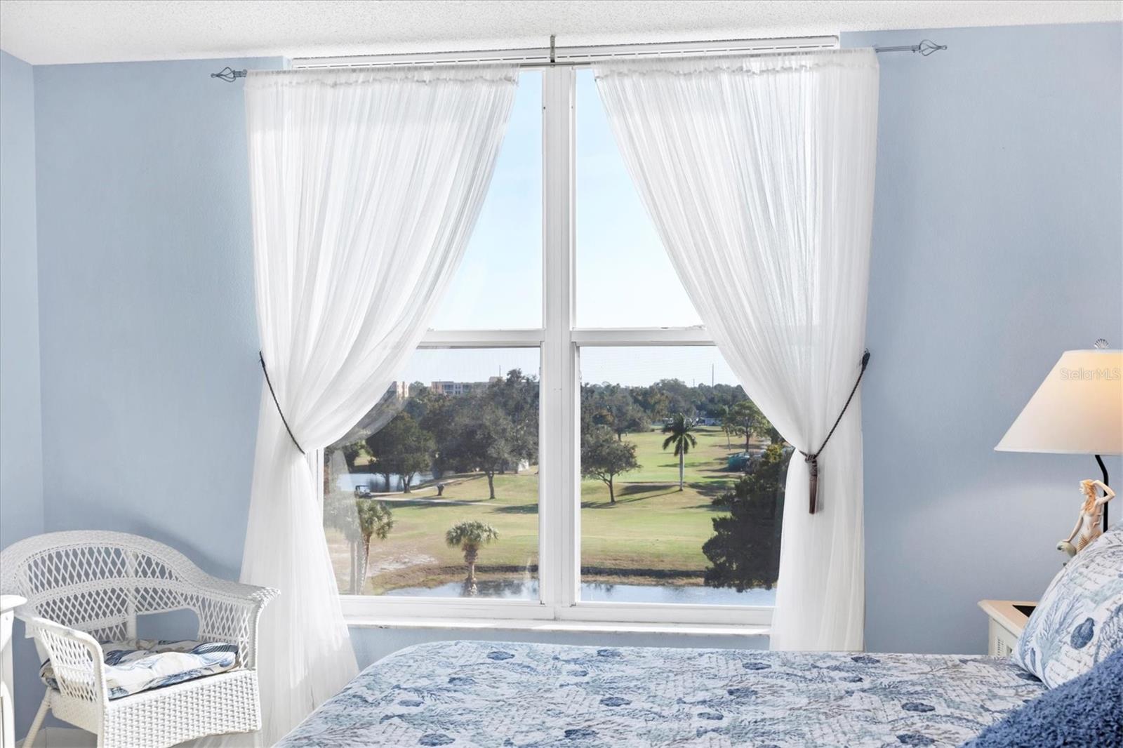 Image 25 of 51 For 3740 Pinebrook Circle W 604