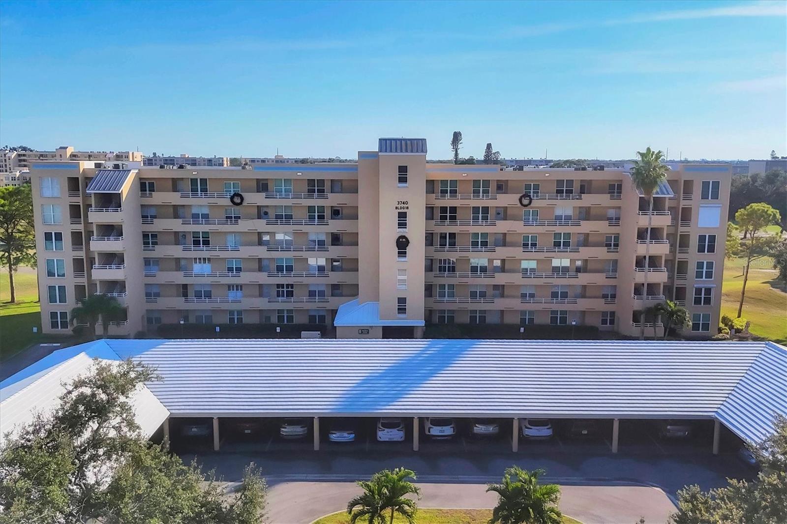 Image 3 of 51 For 3740 Pinebrook Circle W 604