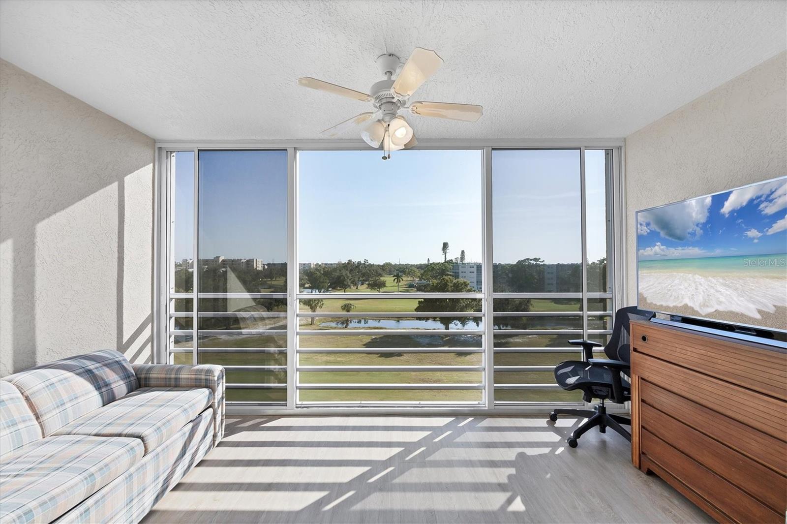 Image 32 of 51 For 3740 Pinebrook Circle W 604