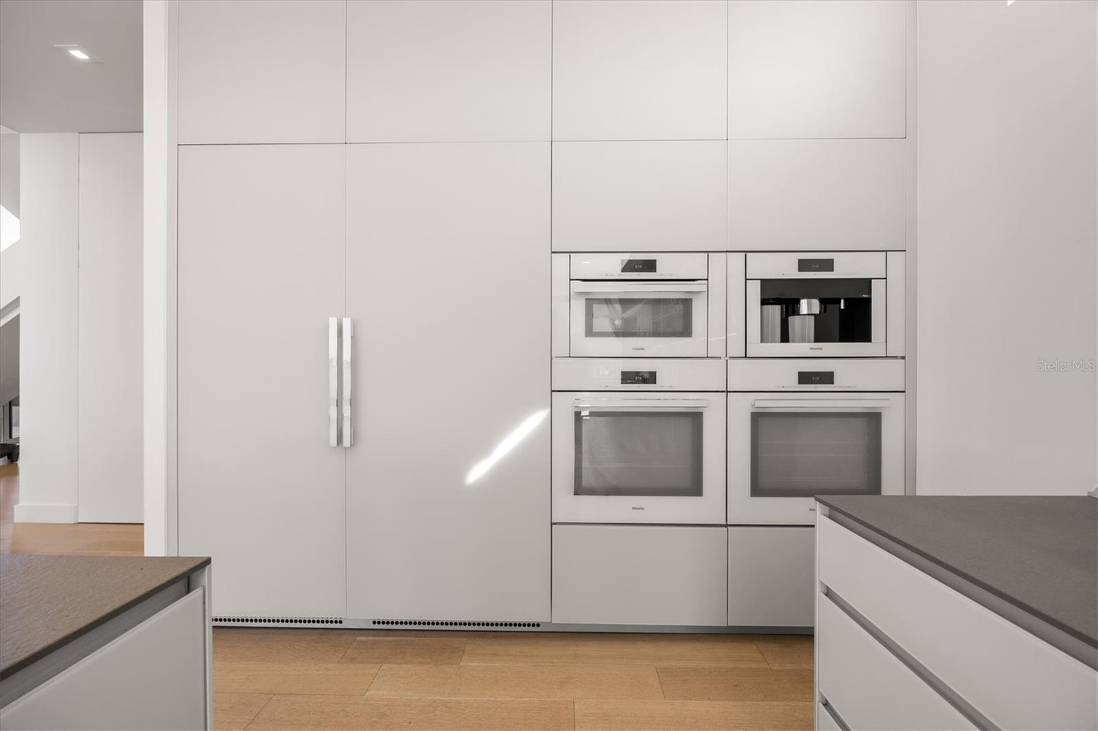 Image 22 of 76 For 3638 San Remo Terrace