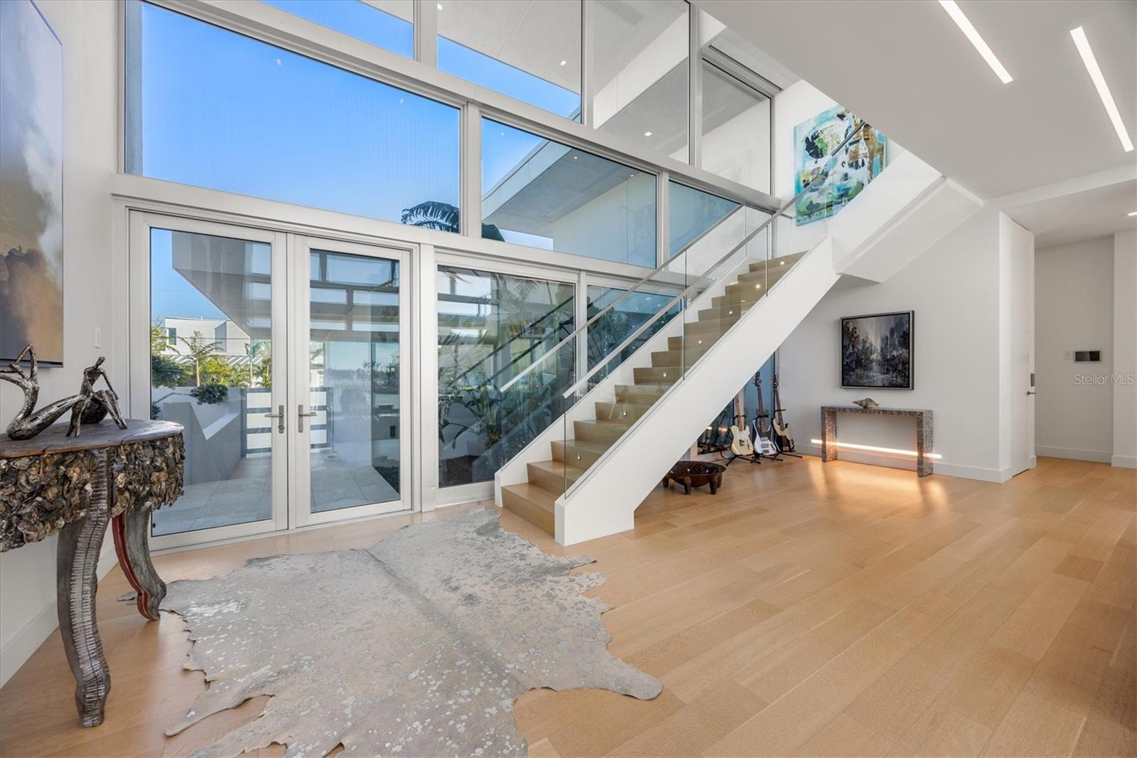 Image 9 of 76 For 3638 San Remo Terrace