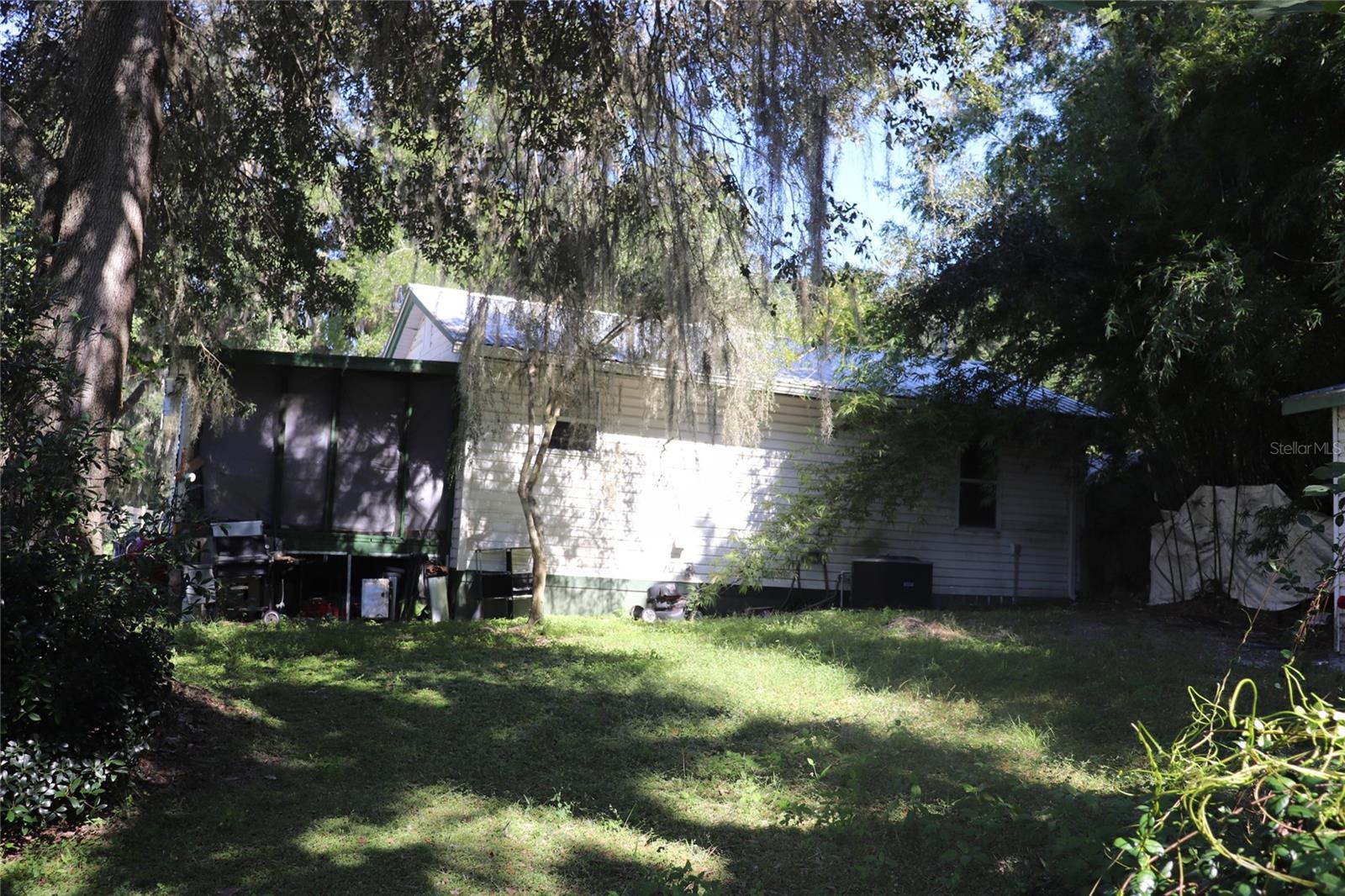 Image 9 of 15 For 14150 110th Avenue Road