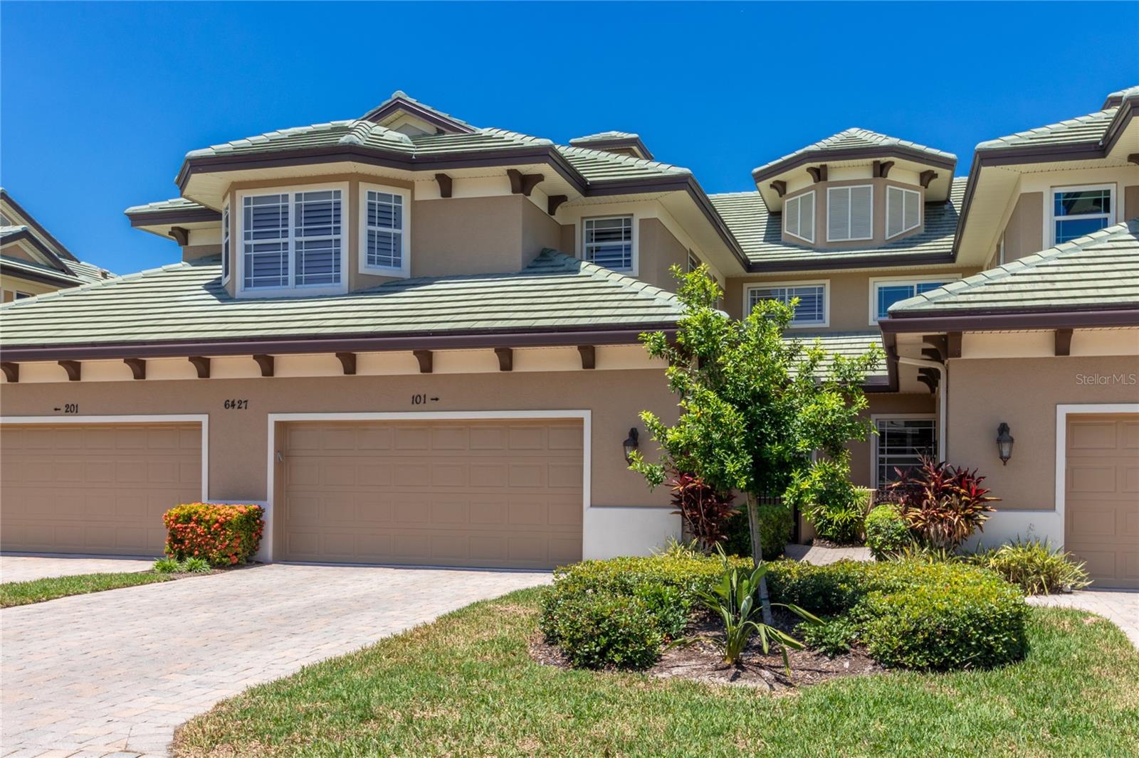 Image 2 of 27 For 6427 Moorings Point Circle 101