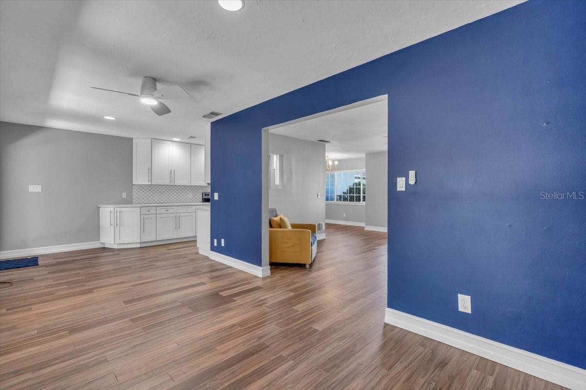 Image 17 of 33 For 3374 Bougainvillea Street