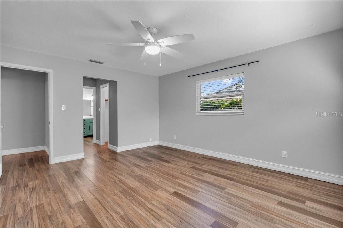 Image 18 of 33 For 3374 Bougainvillea Street