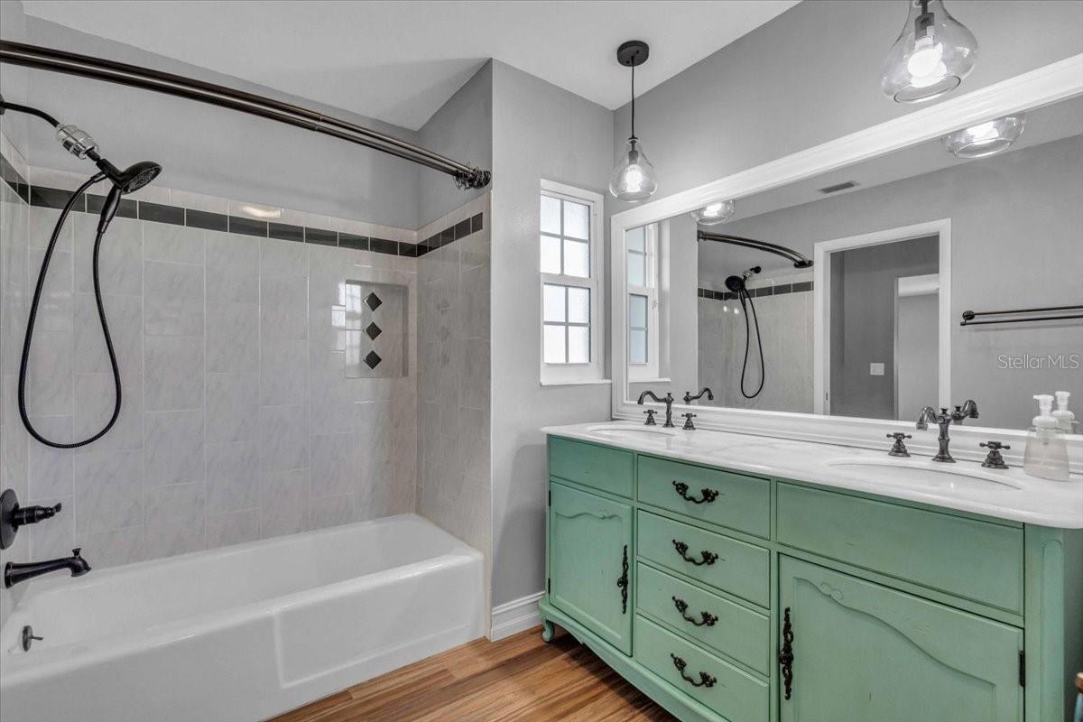 Image 22 of 33 For 3374 Bougainvillea Street