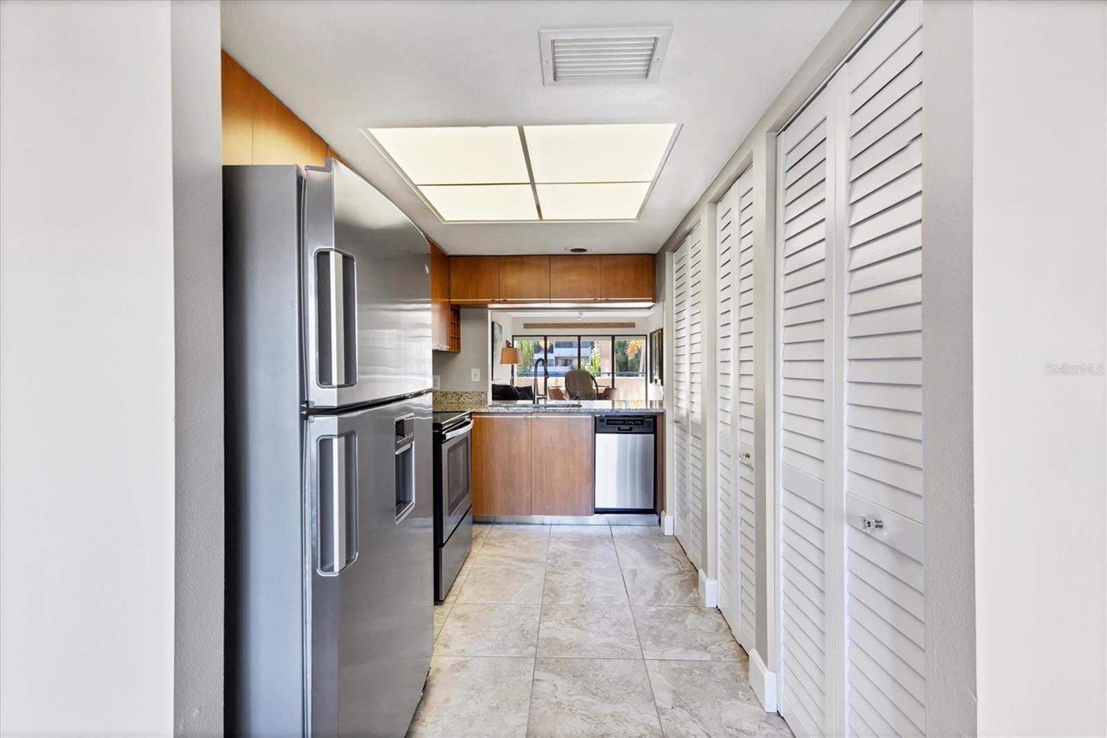 Image 12 of 44 For 825 Osprey Avenue 104