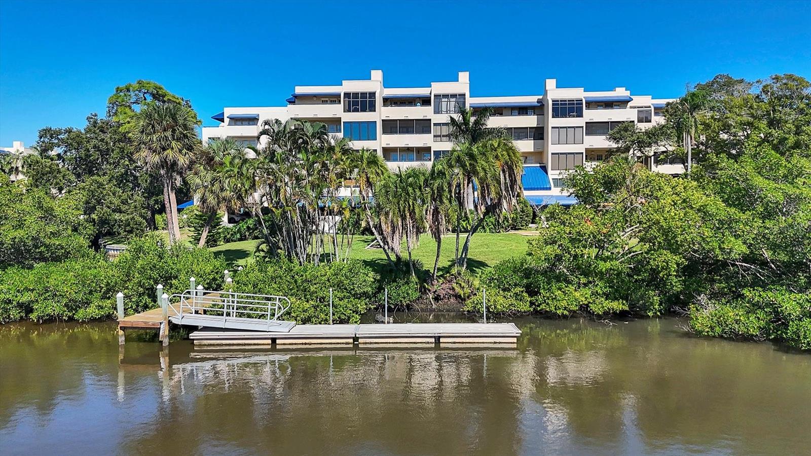 Image 29 of 44 For 825 Osprey Avenue 104