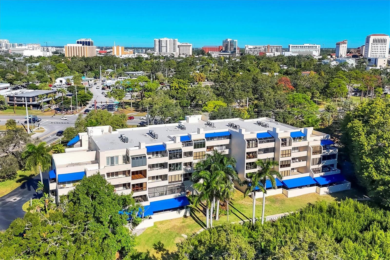 Image 33 of 44 For 825 Osprey Avenue 104