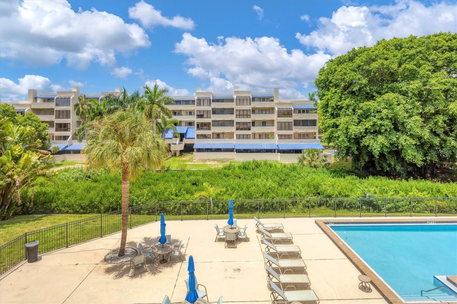 Image 36 of 44 For 825 Osprey Avenue 104