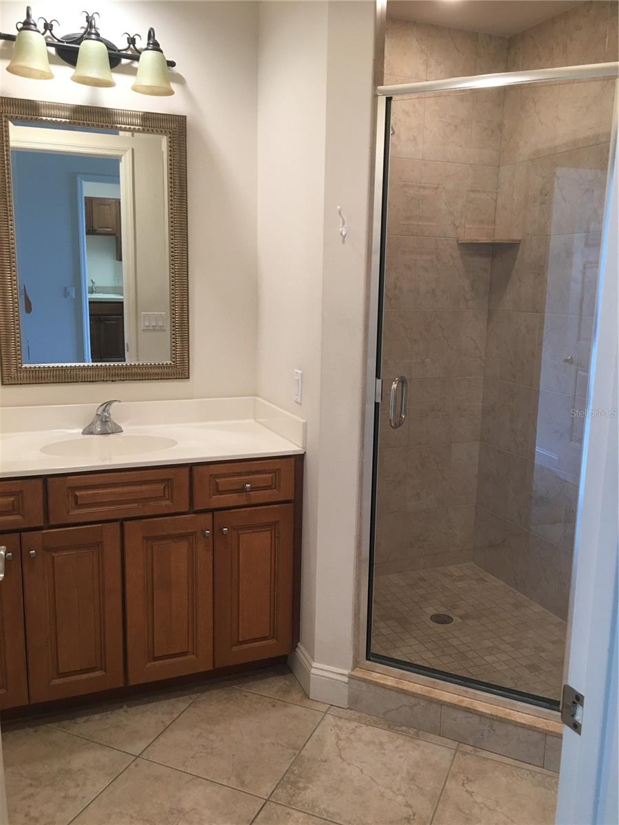 Image 15 of 63 For 7710 Lake Vista Court 401