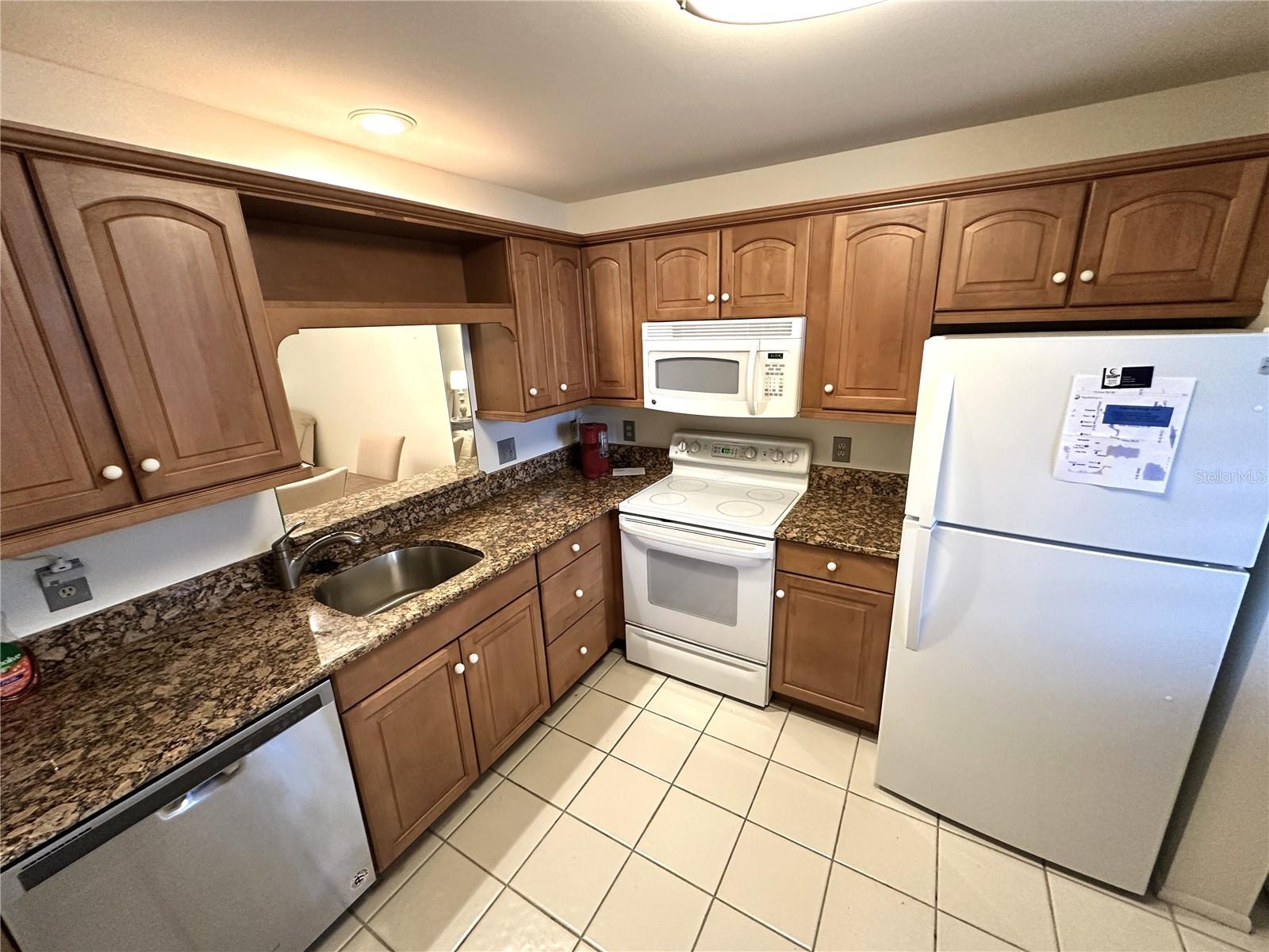 Image 2 of 27 For 645 Woodlawn Drive