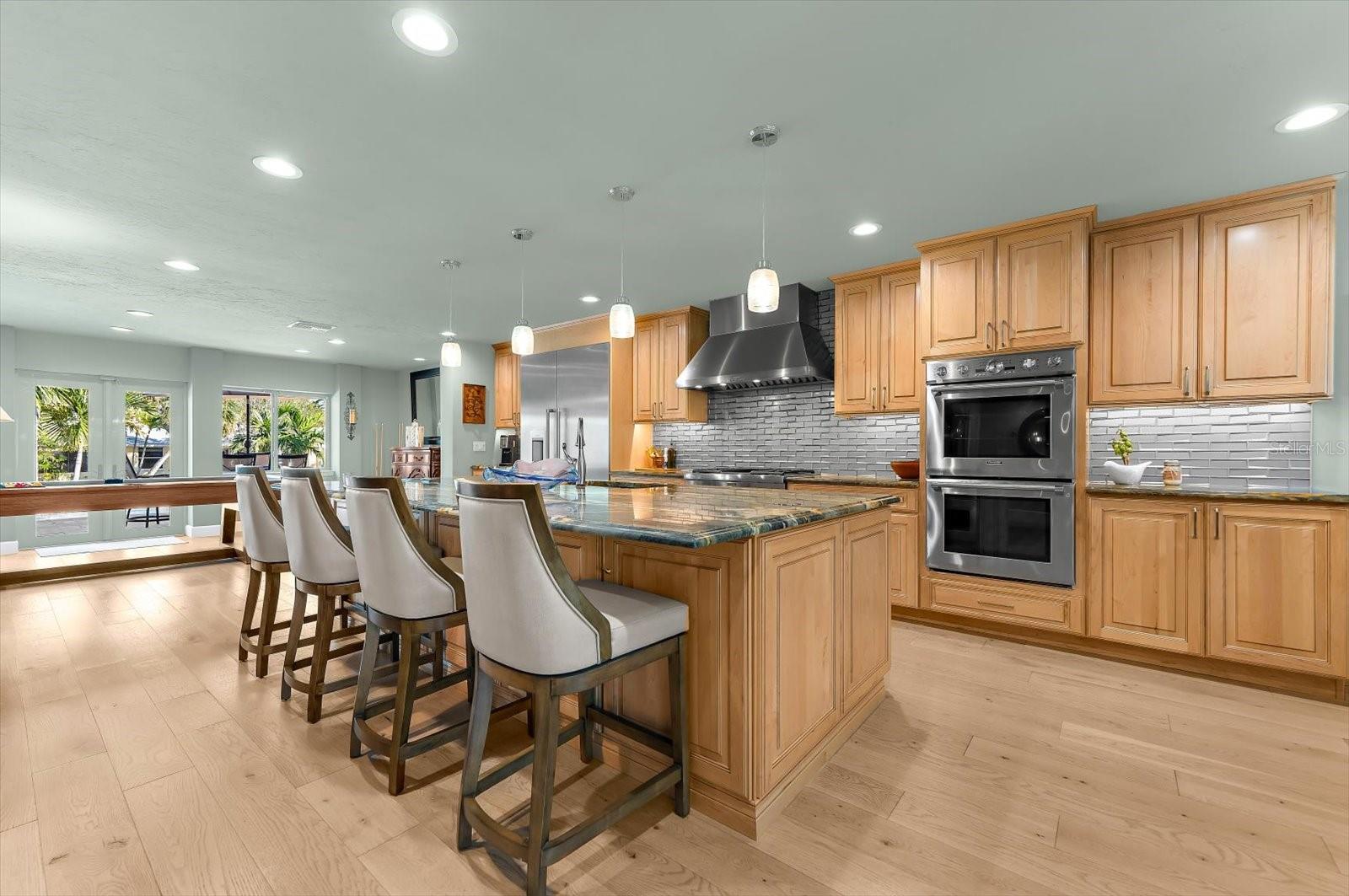 Image 16 of 81 For 4817 Ocean Boulevard