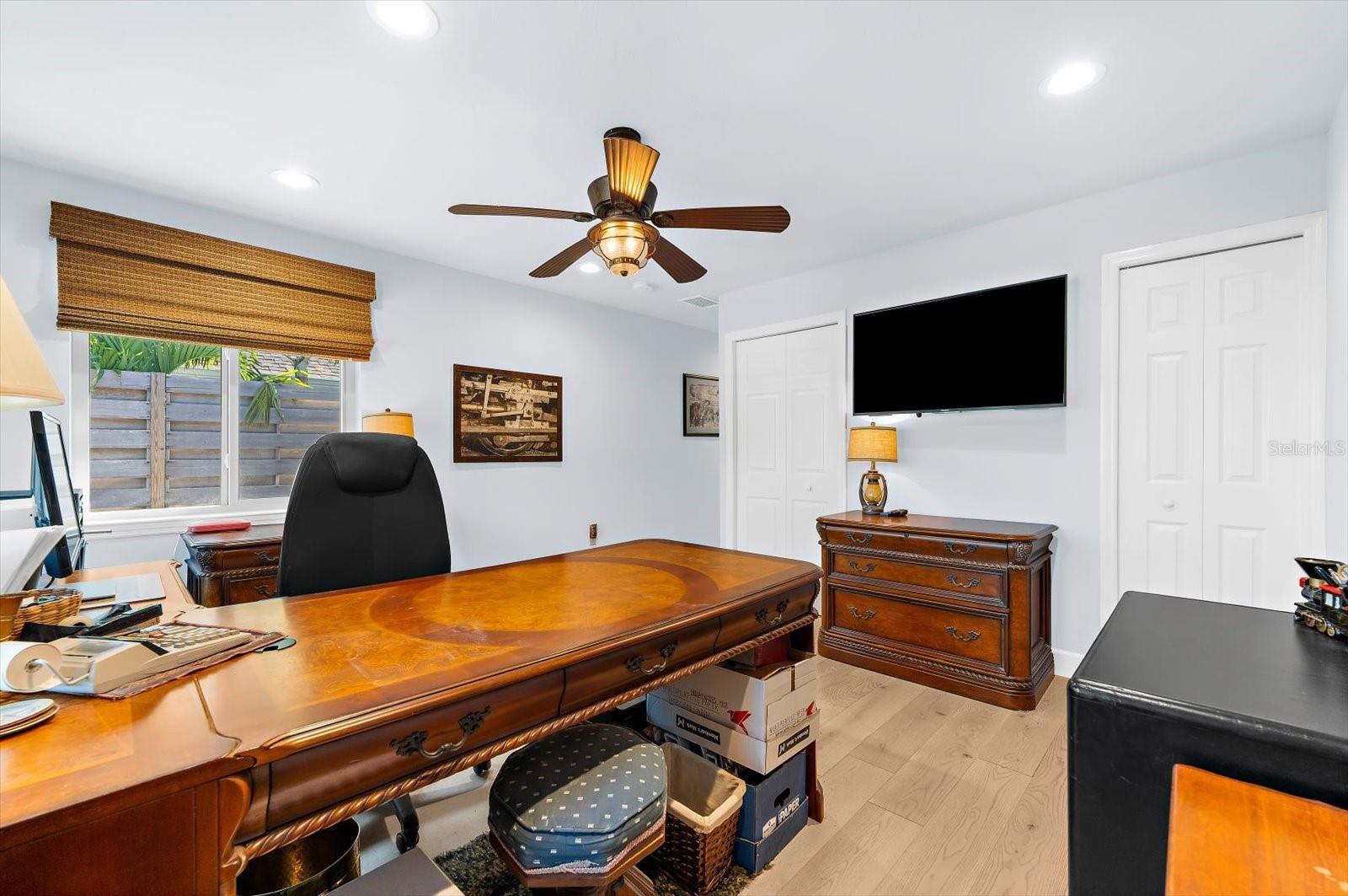 Image 32 of 81 For 4817 Ocean Boulevard