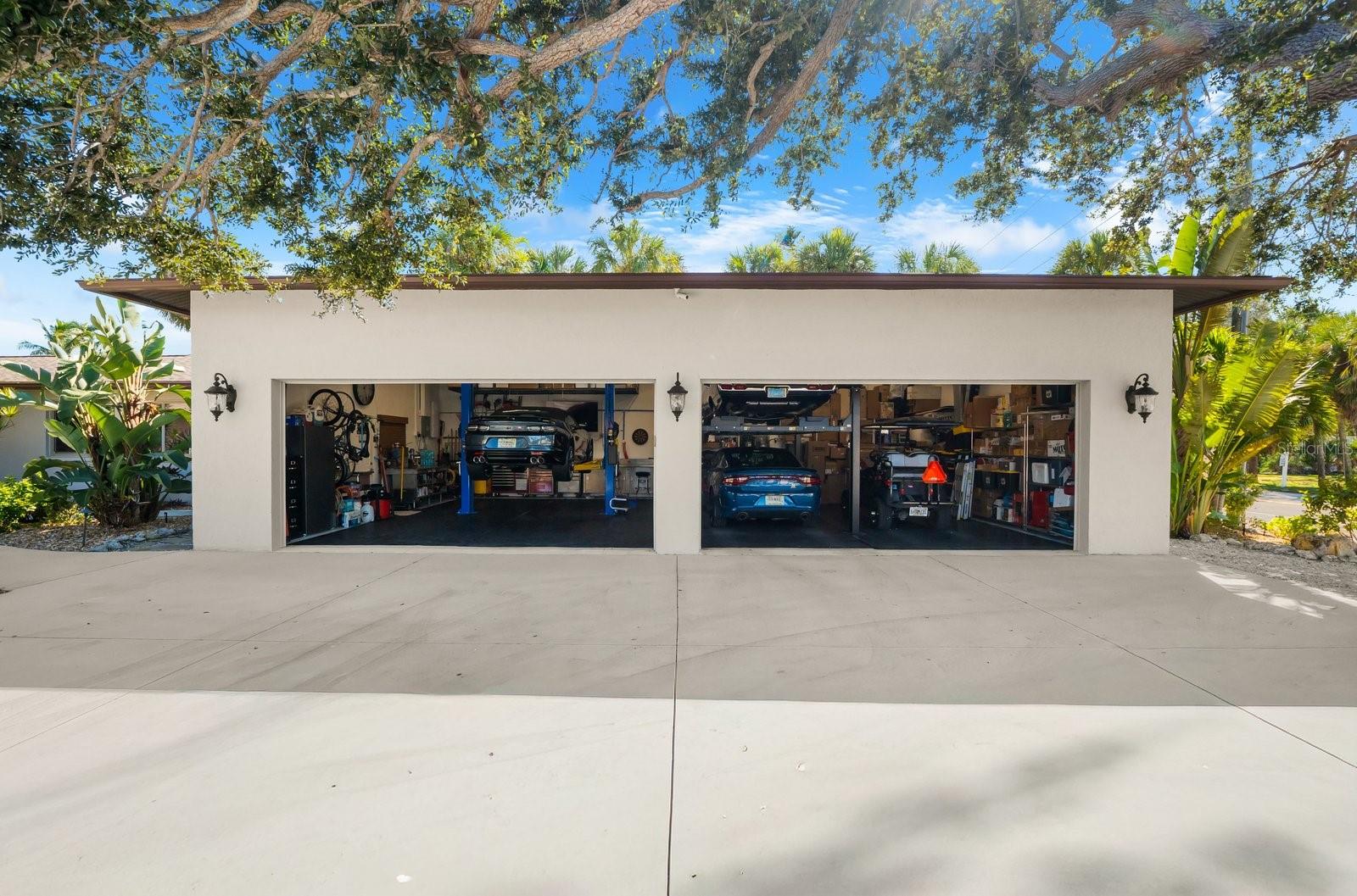 Image 39 of 81 For 4817 Ocean Boulevard