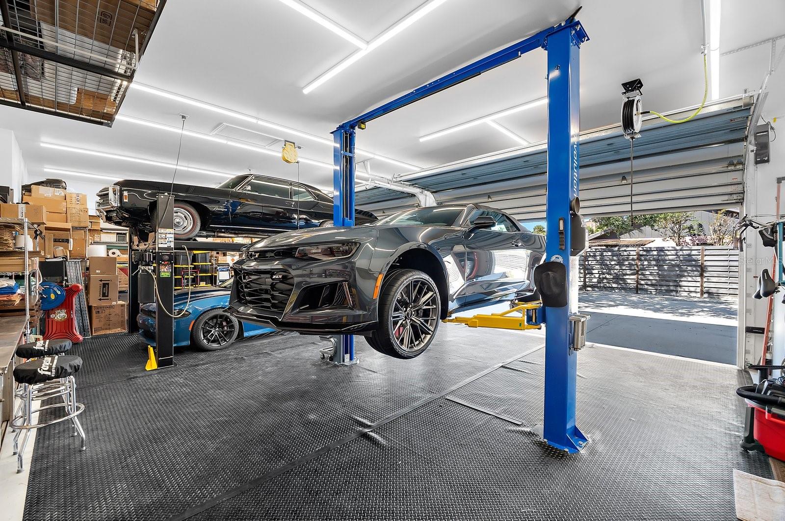 Image 40 of 81 For 4817 Ocean Boulevard