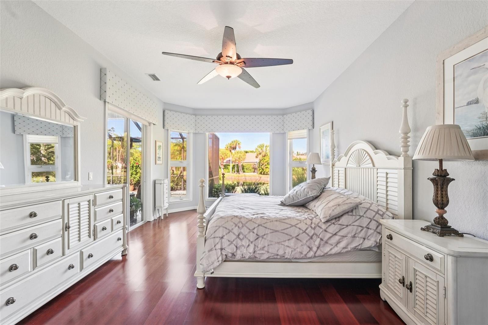 Image 21 of 39 For 804 Shadow Bay Way