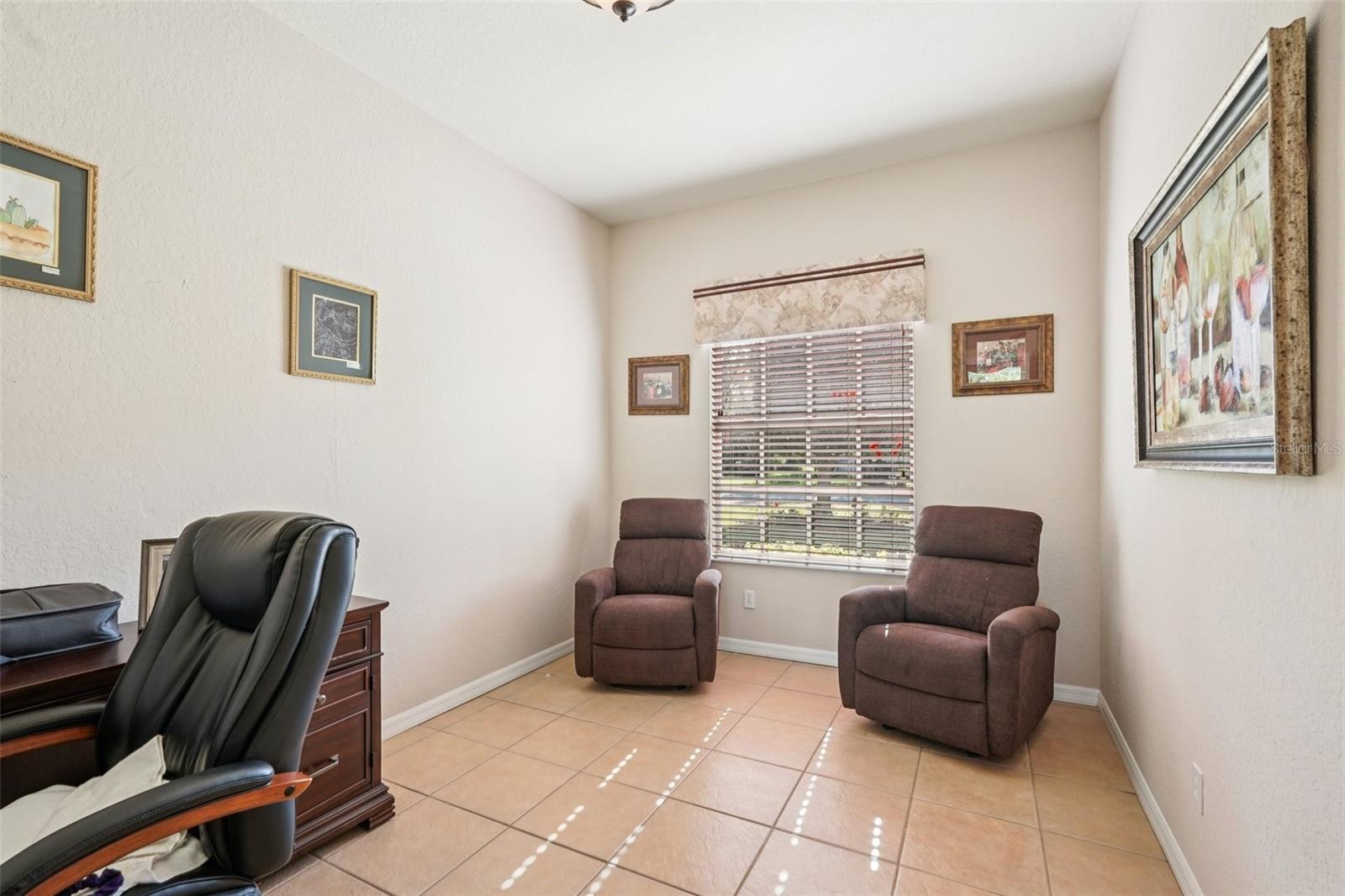 Image 28 of 39 For 804 Shadow Bay Way