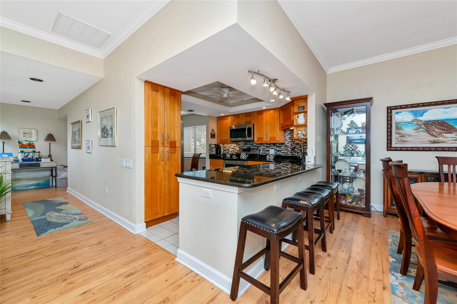 Image 13 of 47 For 232 Woodland Drive 232