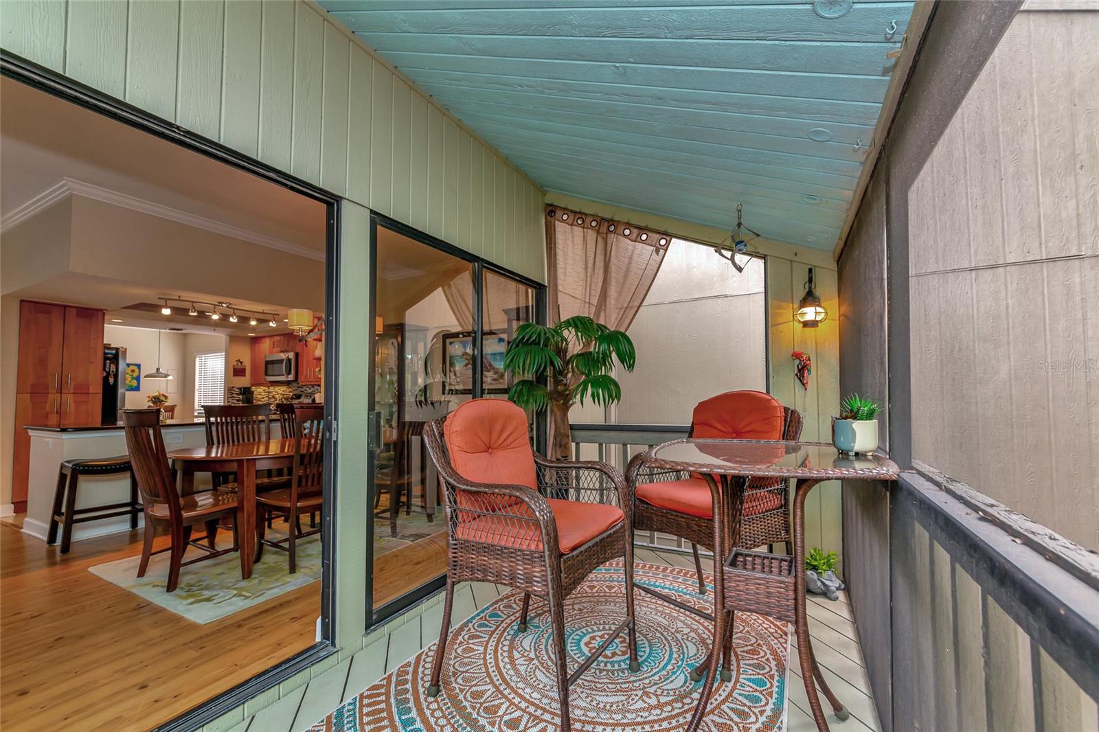 Image 24 of 47 For 232 Woodland Drive 232