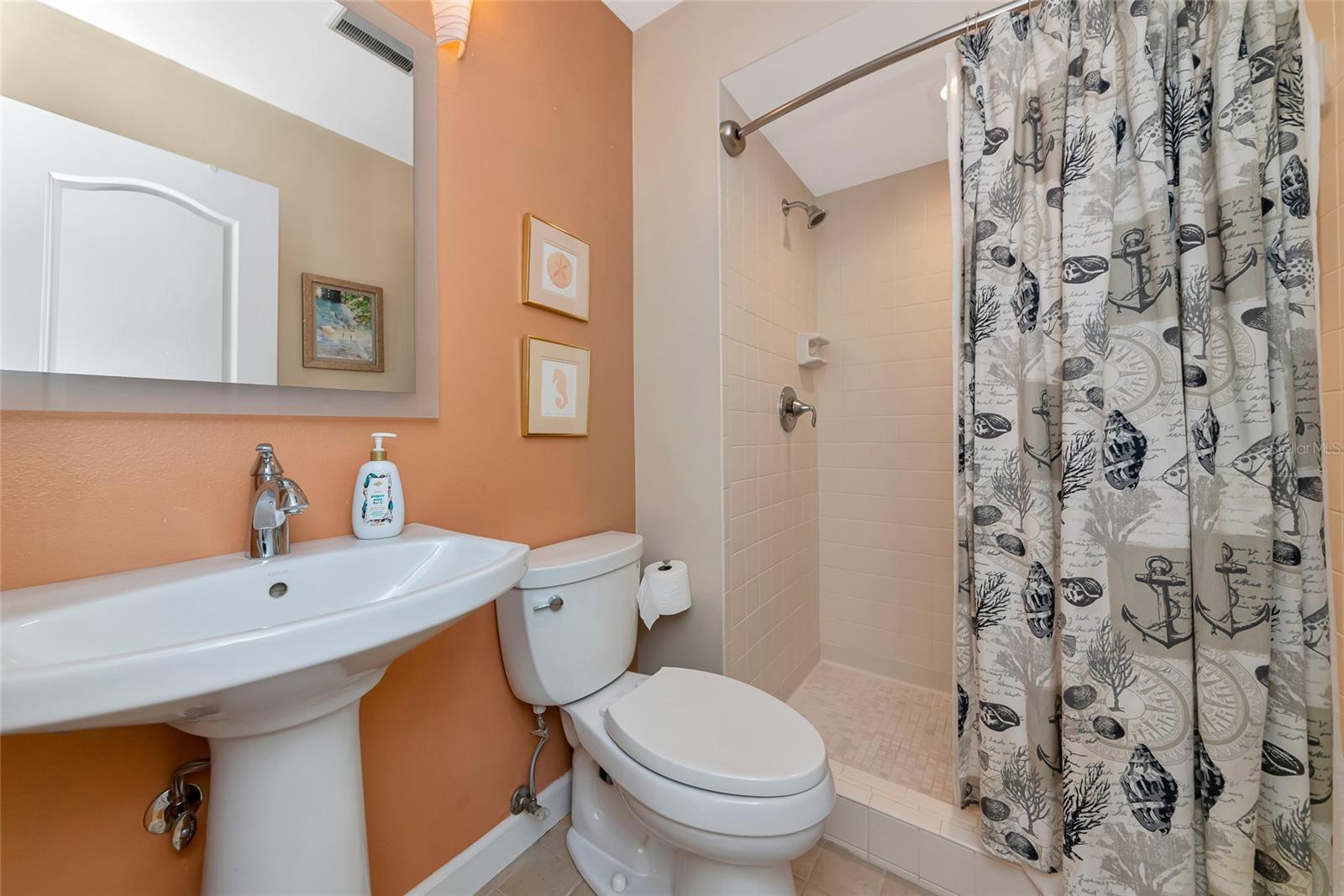 Image 34 of 47 For 232 Woodland Drive 232