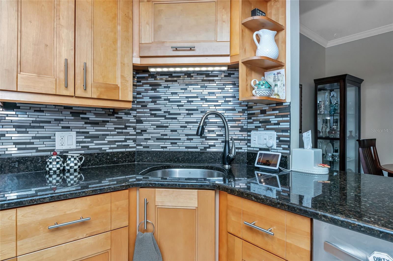 Image 8 of 47 For 232 Woodland Drive 232