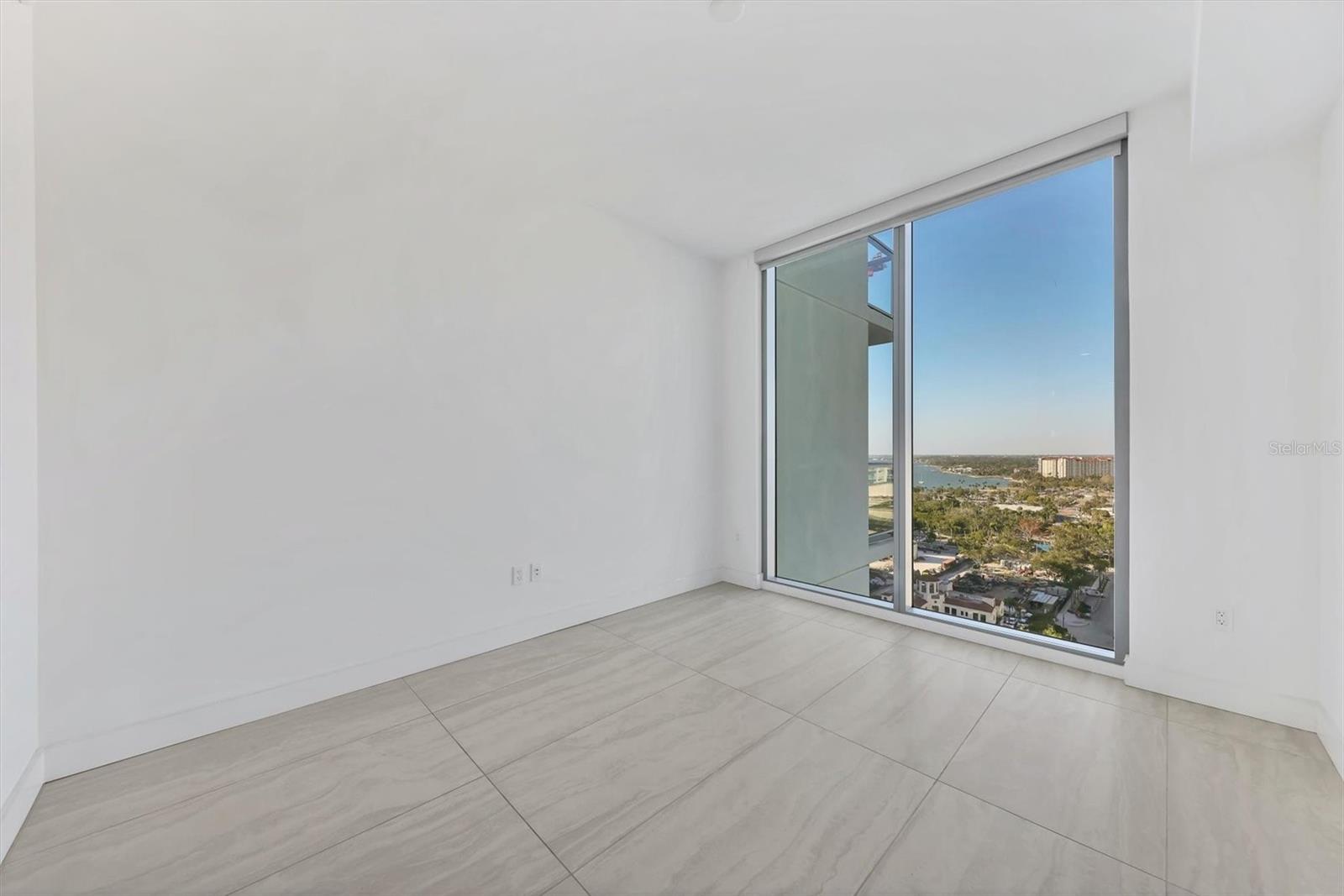 Image 28 of 60 For 301 Quay Common 1603