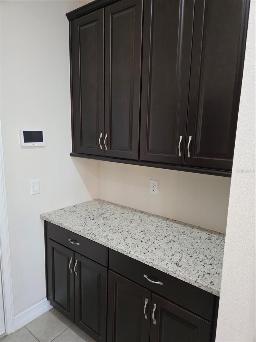 Image 7 of 39 For 11925 Perennial Place