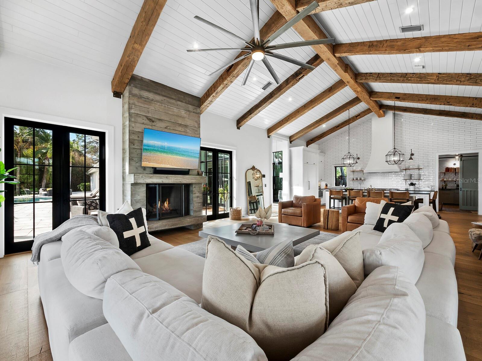 Image 12 of 93 For 8413 9th Avenue Nw