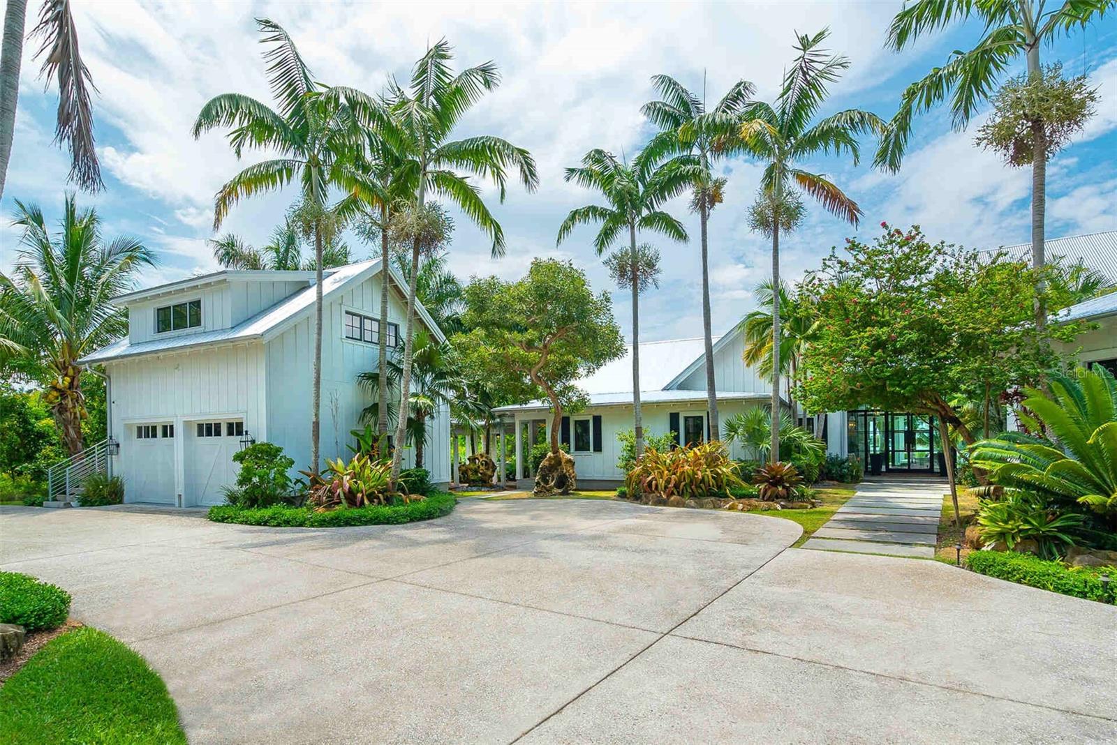 Image 4 of 93 For 8413 9th Avenue Nw