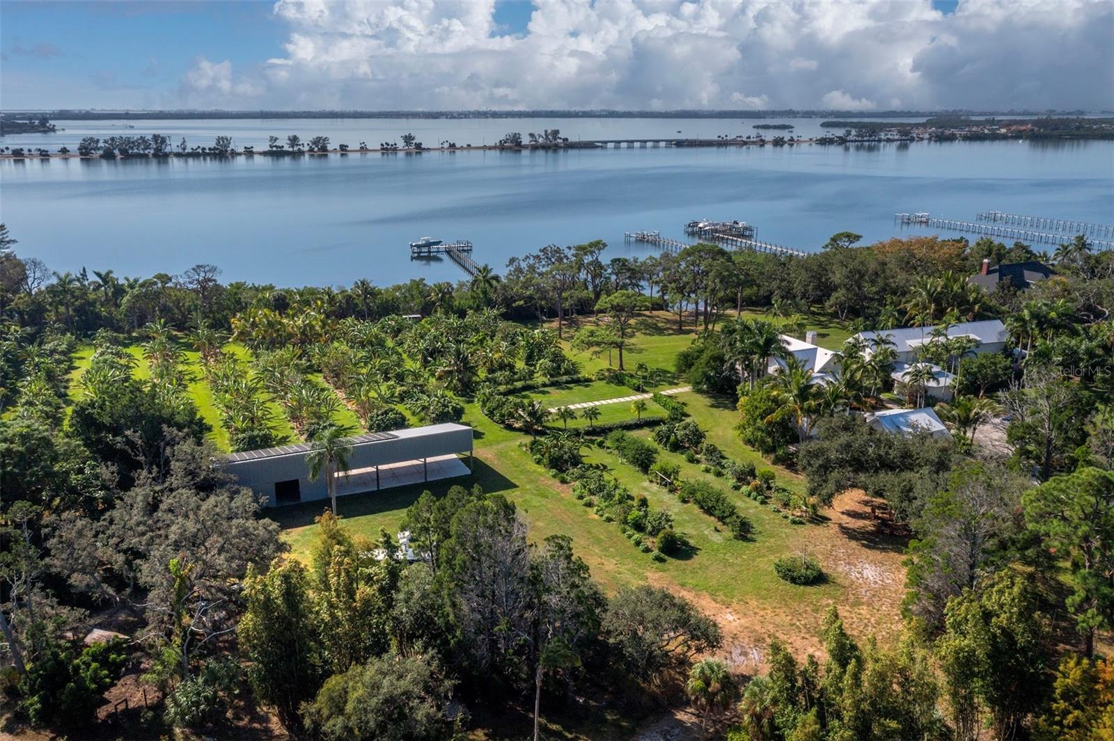 Image 79 of 93 For 8413 9th Avenue Nw