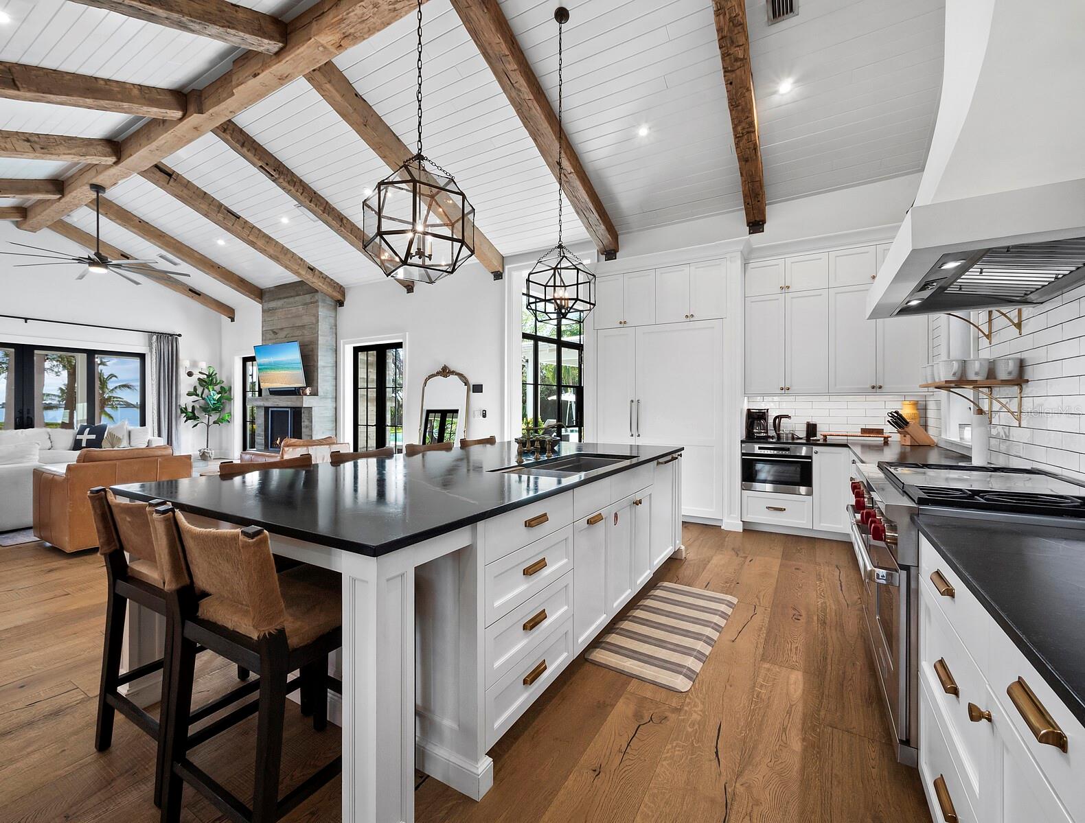 Image 9 of 93 For 8413 9th Avenue Nw