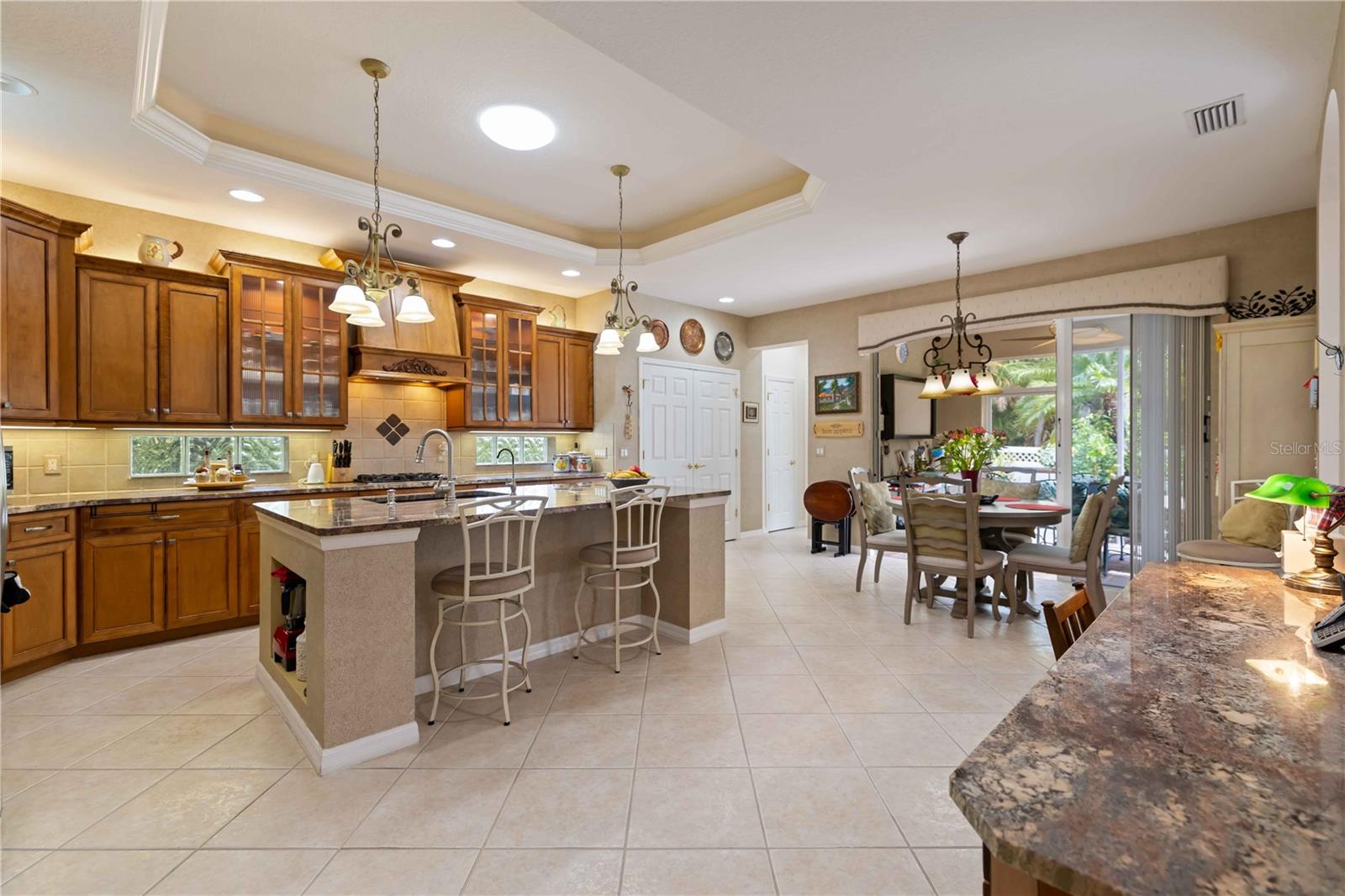 Image 19 of 49 For 7621 Charleston Street