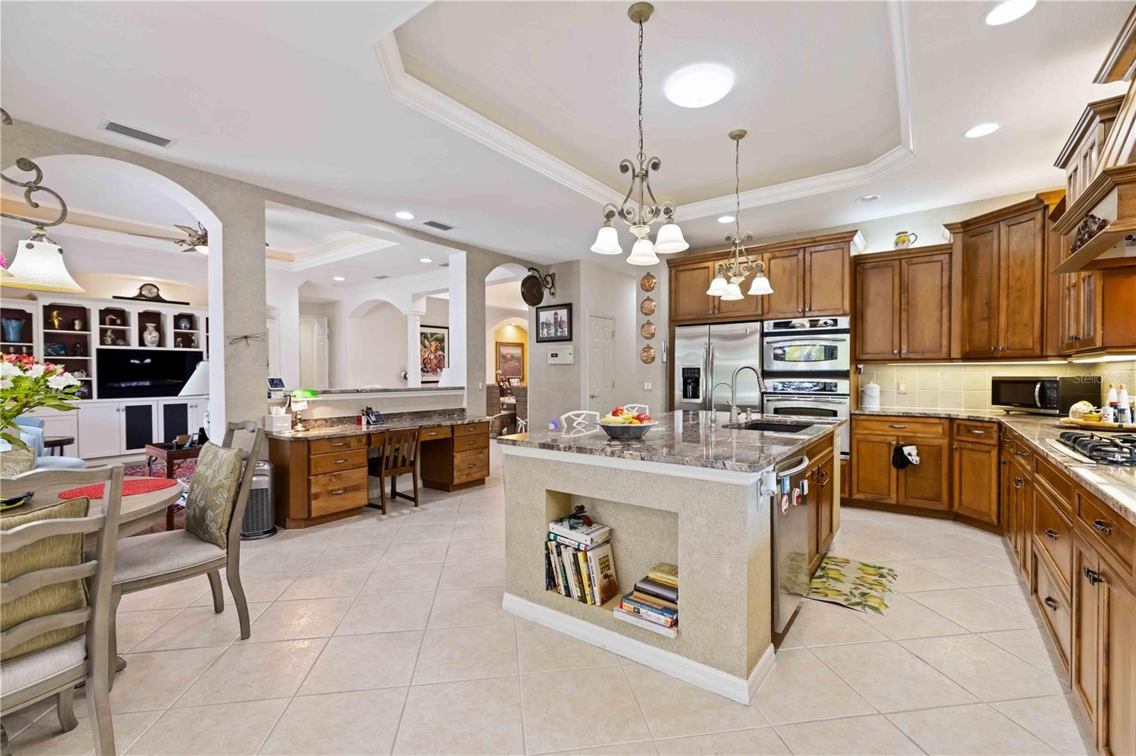 Image 23 of 49 For 7621 Charleston Street