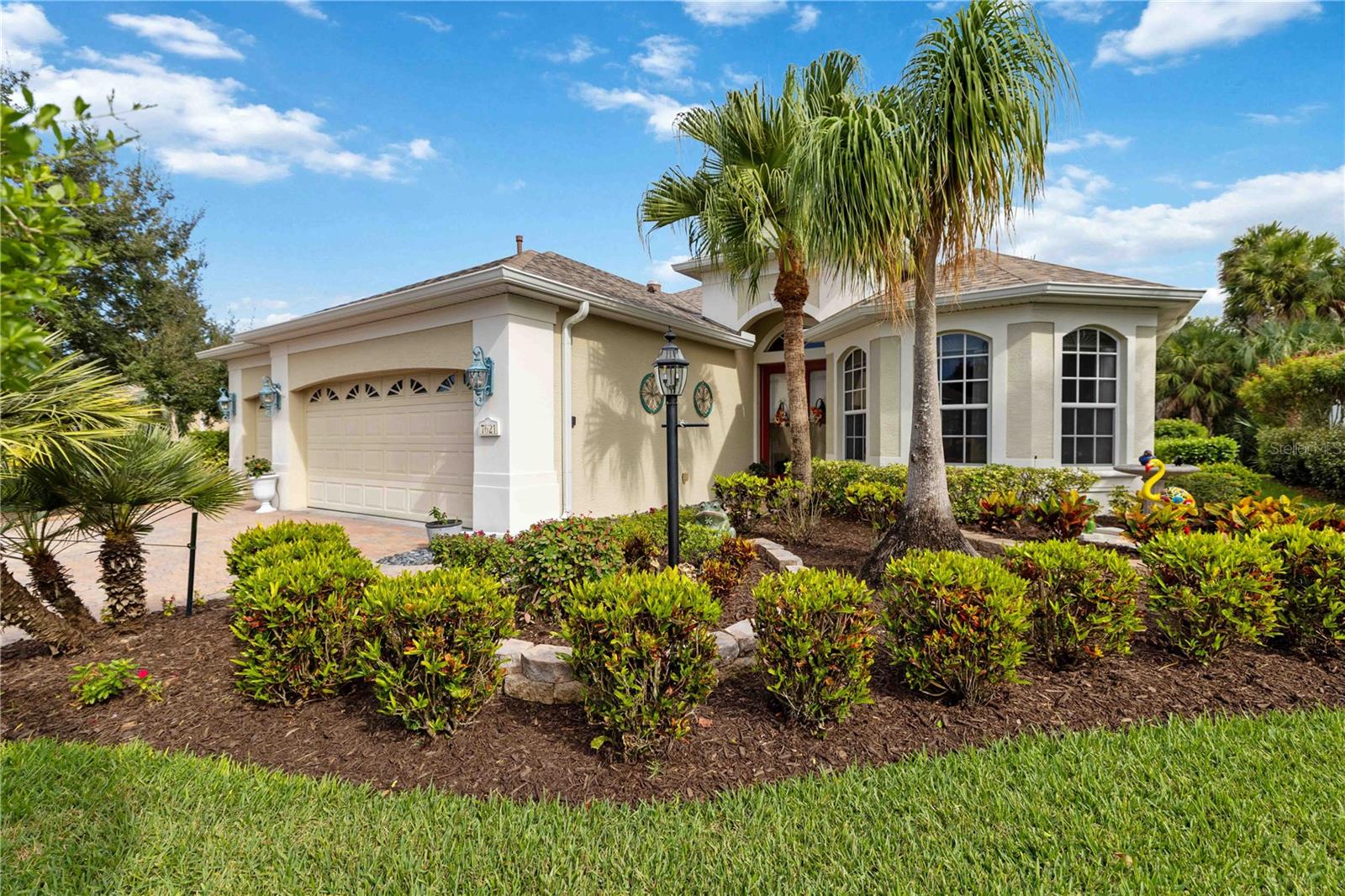 Image 4 of 49 For 7621 Charleston Street