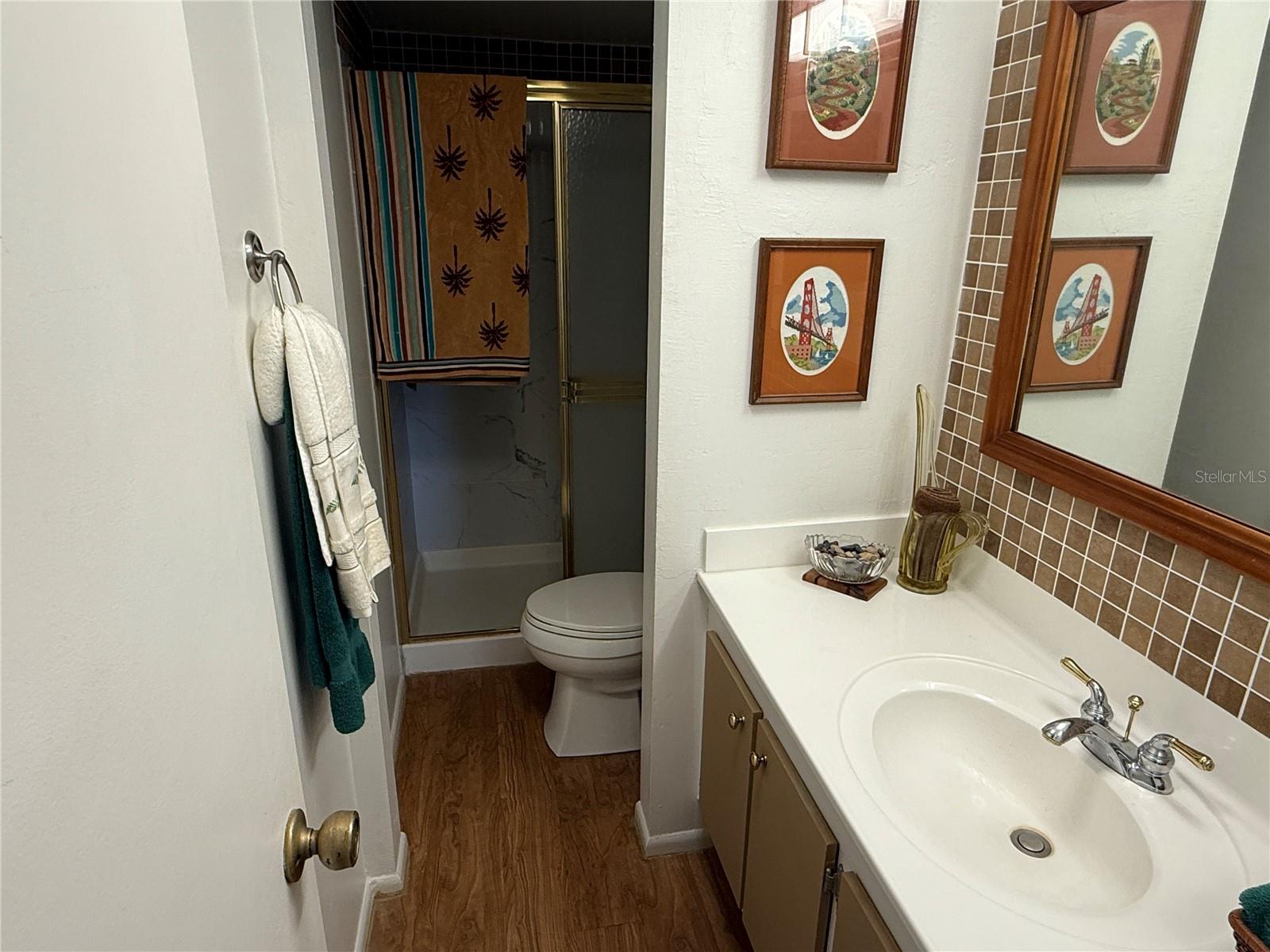 Image 19 of 38 For 315 30th Avenue W B212