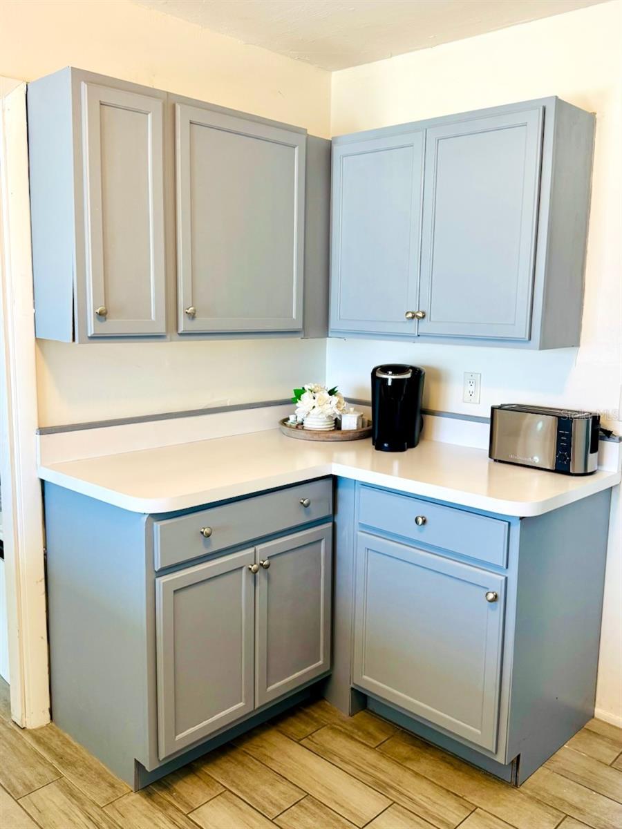 Image 12 of 33 For 437 Hickory Road