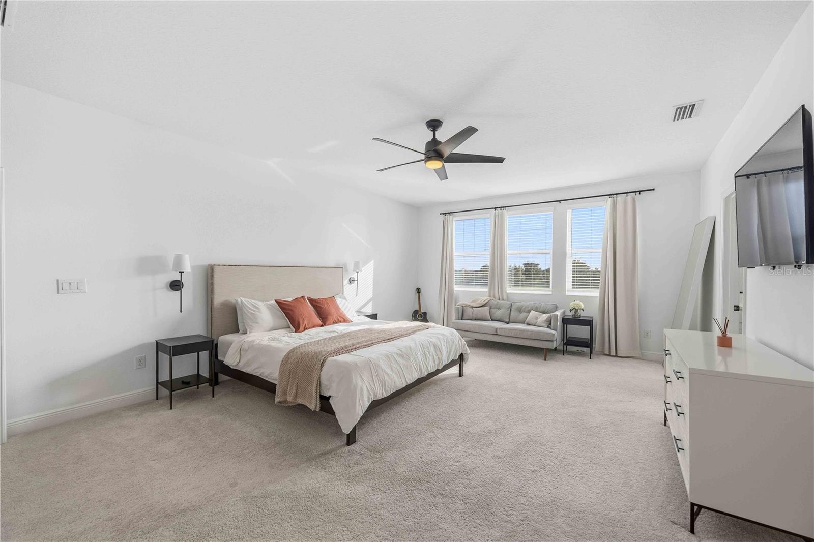 Image 24 of 55 For 4837 Antrim Drive