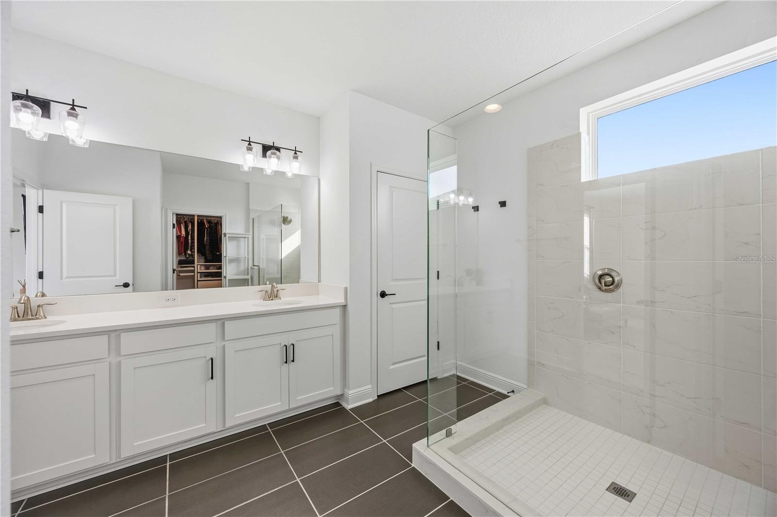 Image 27 of 55 For 4837 Antrim Drive