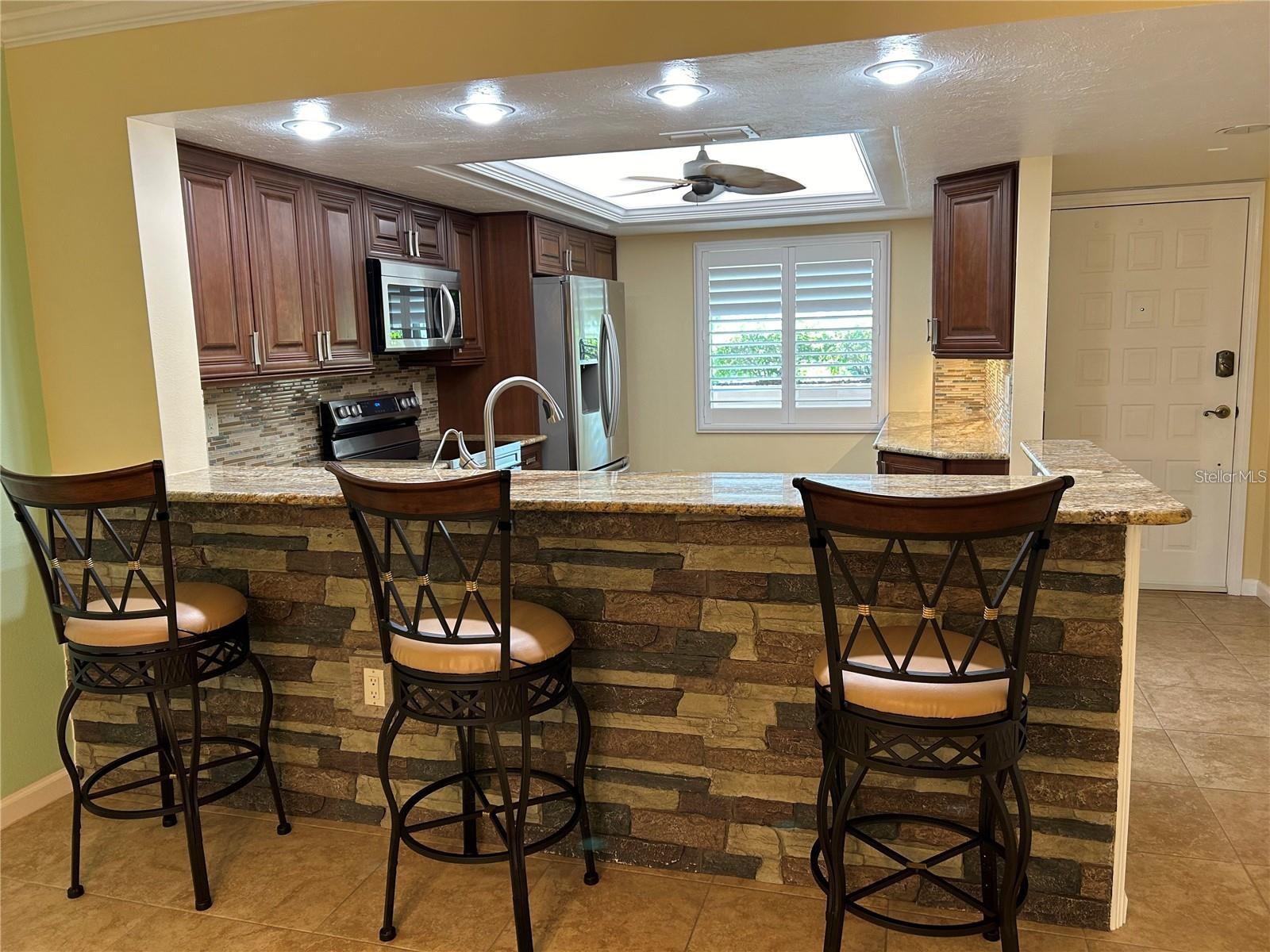 Image 10 of 36 For 9604 Cortez Road W 213